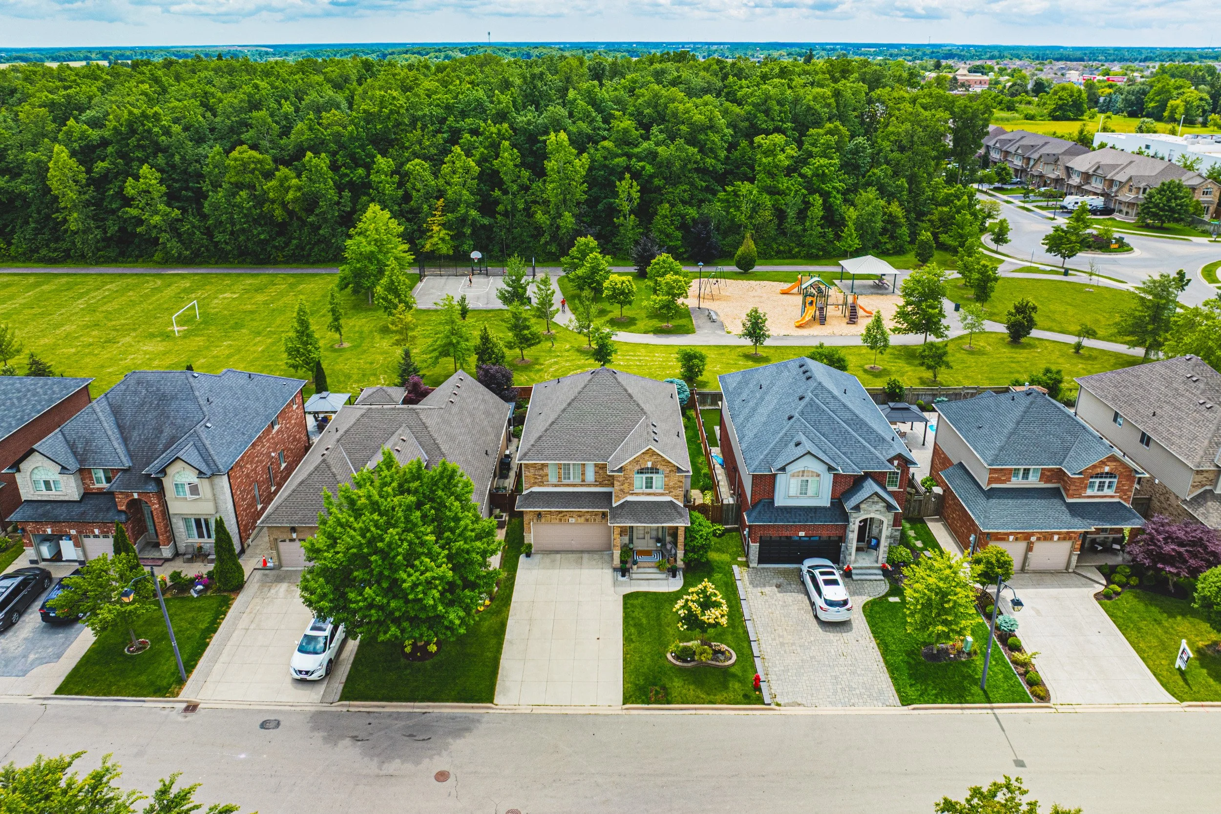 7 - 20 Degrow Cres, Binbrook.jpg