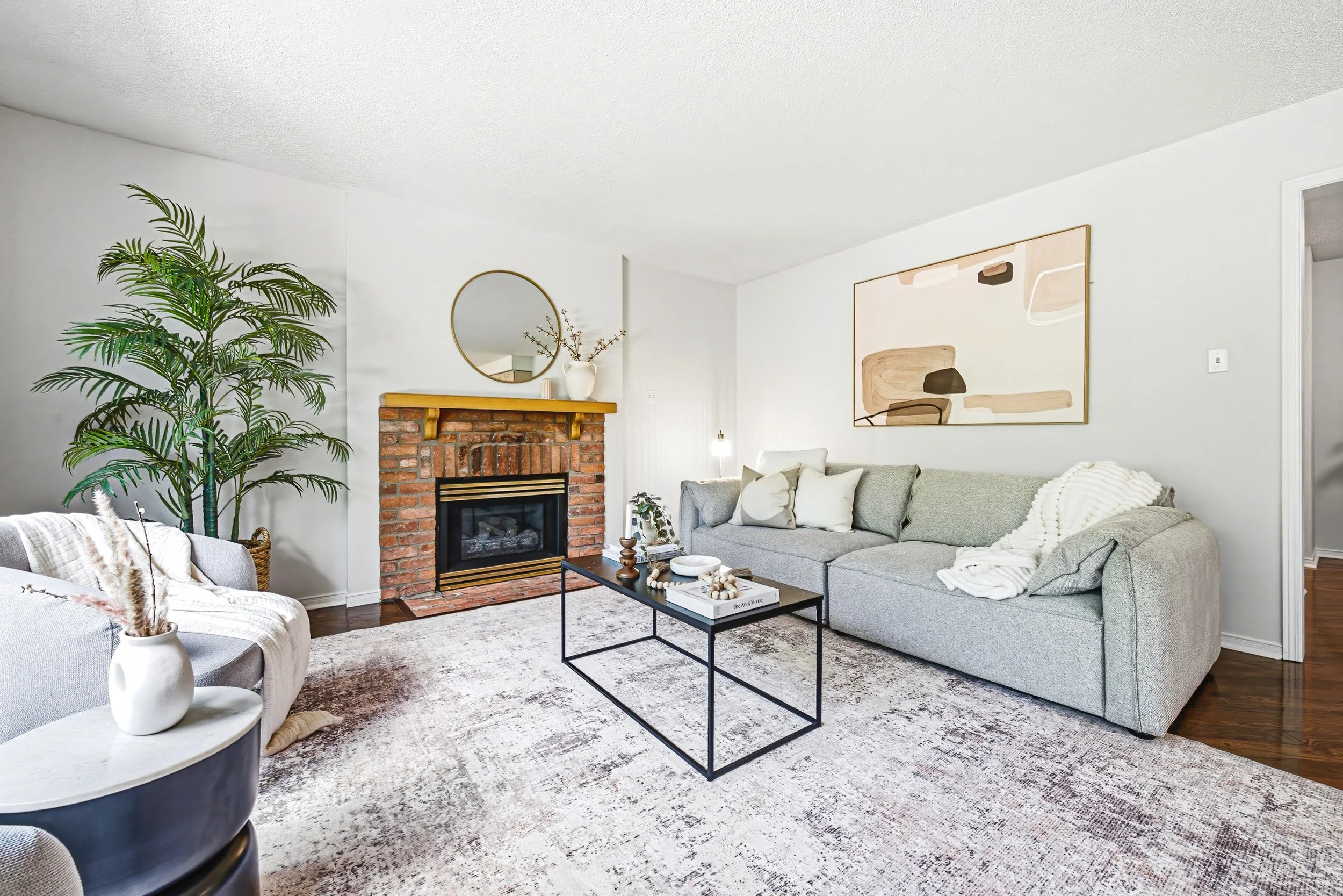 20 - 4153 Vermont Cres, Burlington.jpg