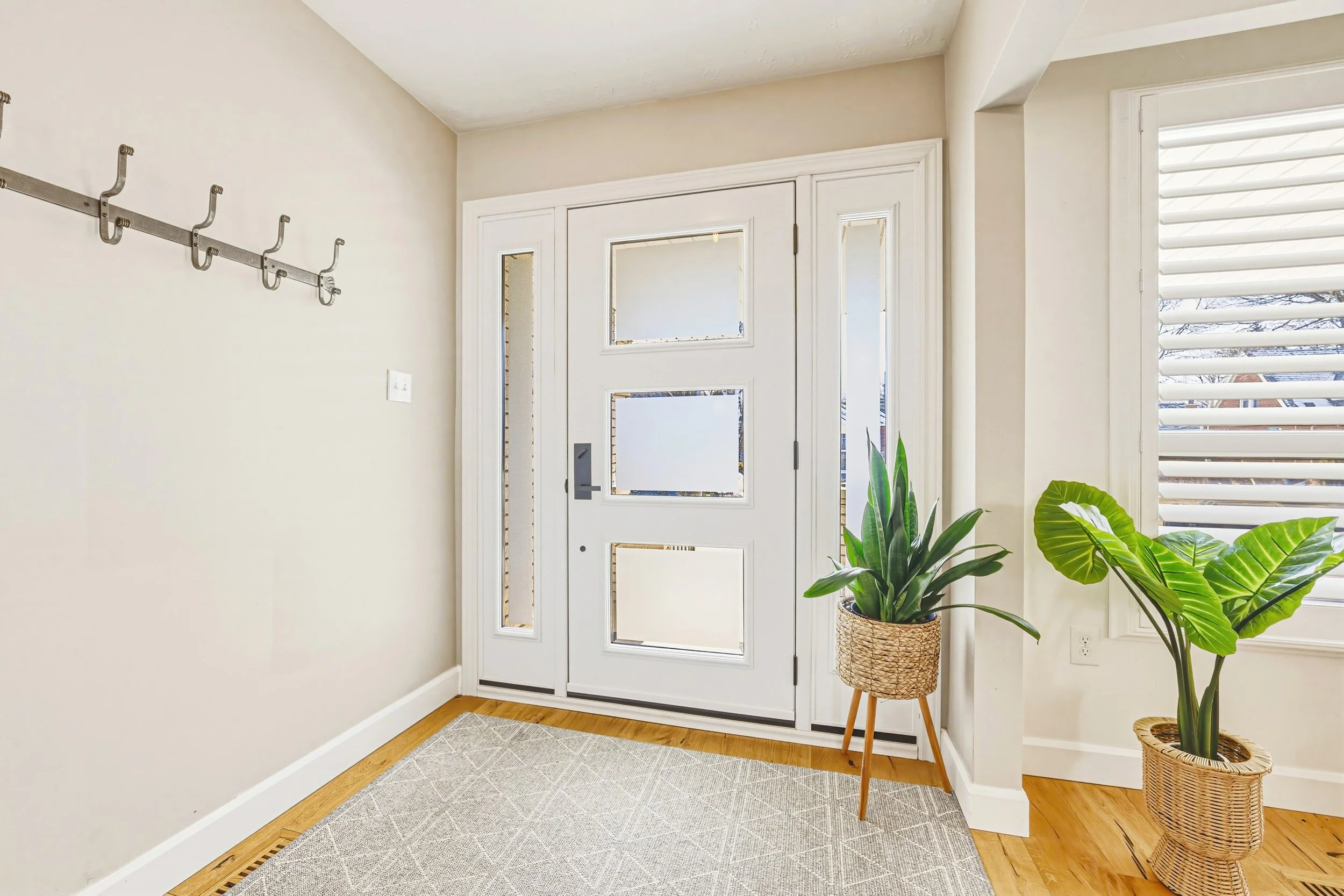 4 - 103 Empress Ave, Hamilton.jpg