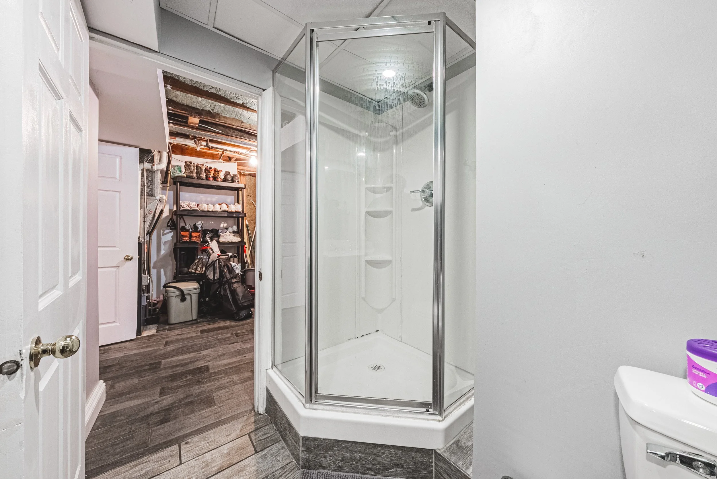 28 - 161 Ivon Ave, Hamilton.jpg