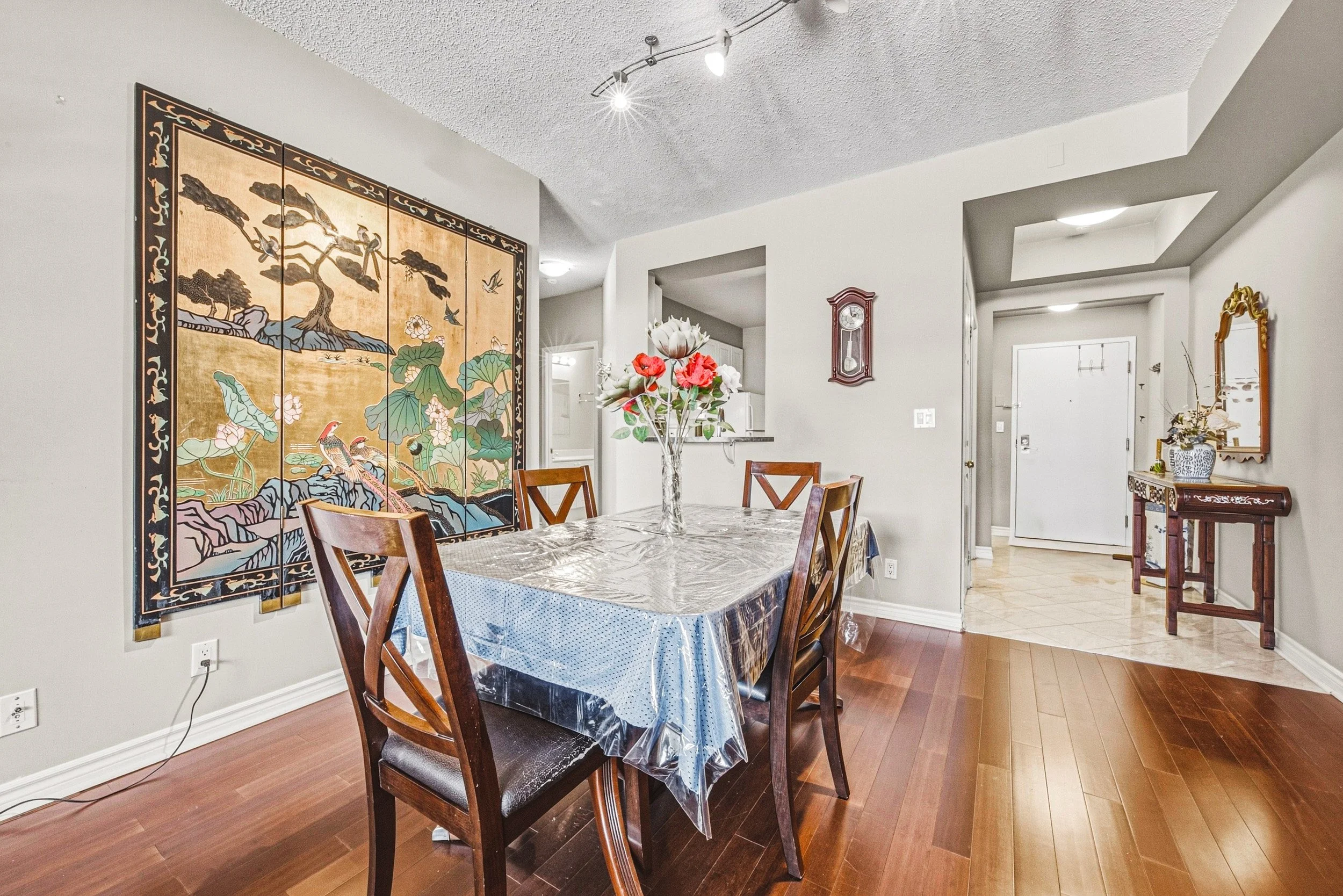 6 - 935 Royal York Rd #202, Toronto.jpg