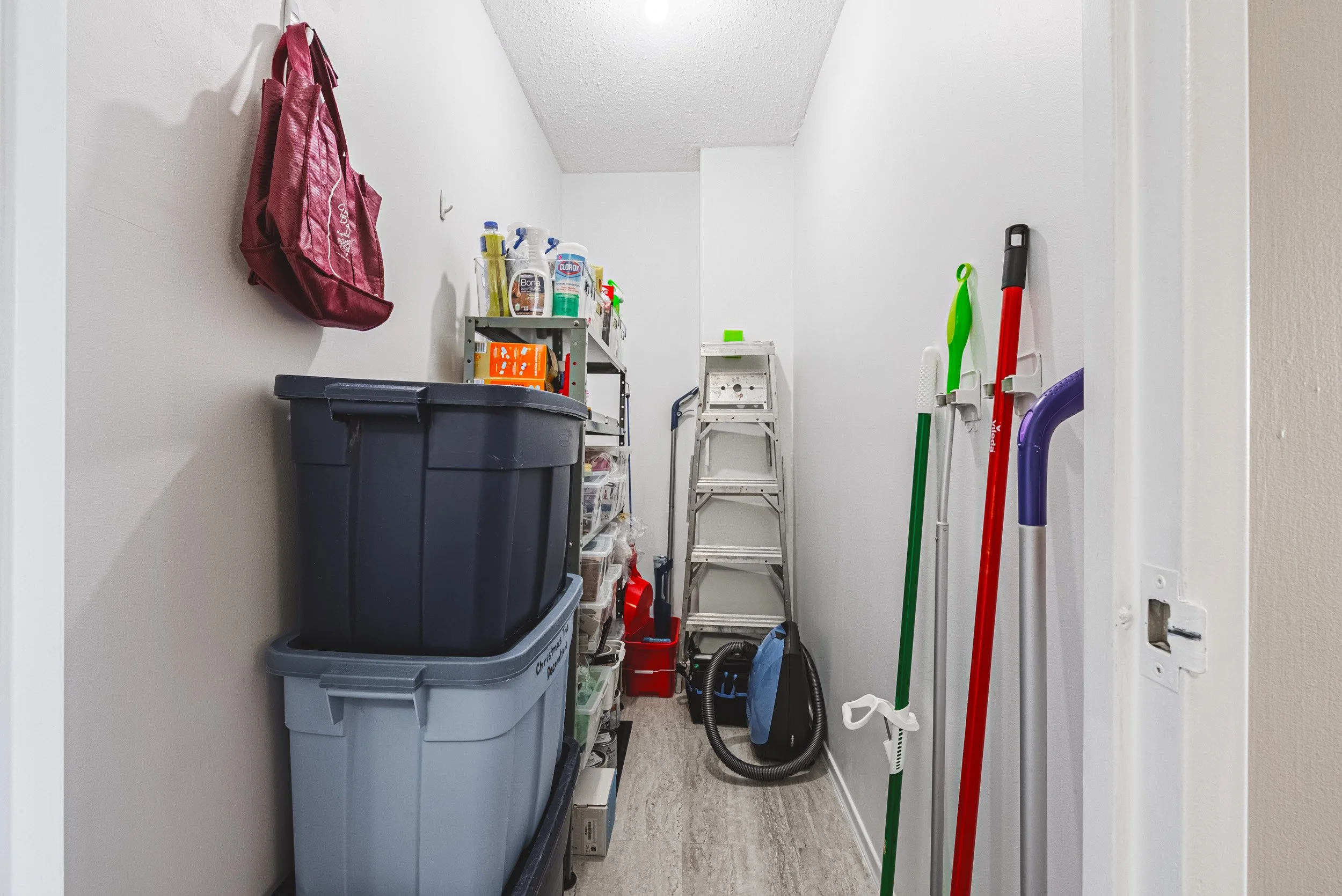 32 - 2055 Upper Middle Rd #1507, Burlington.jpg