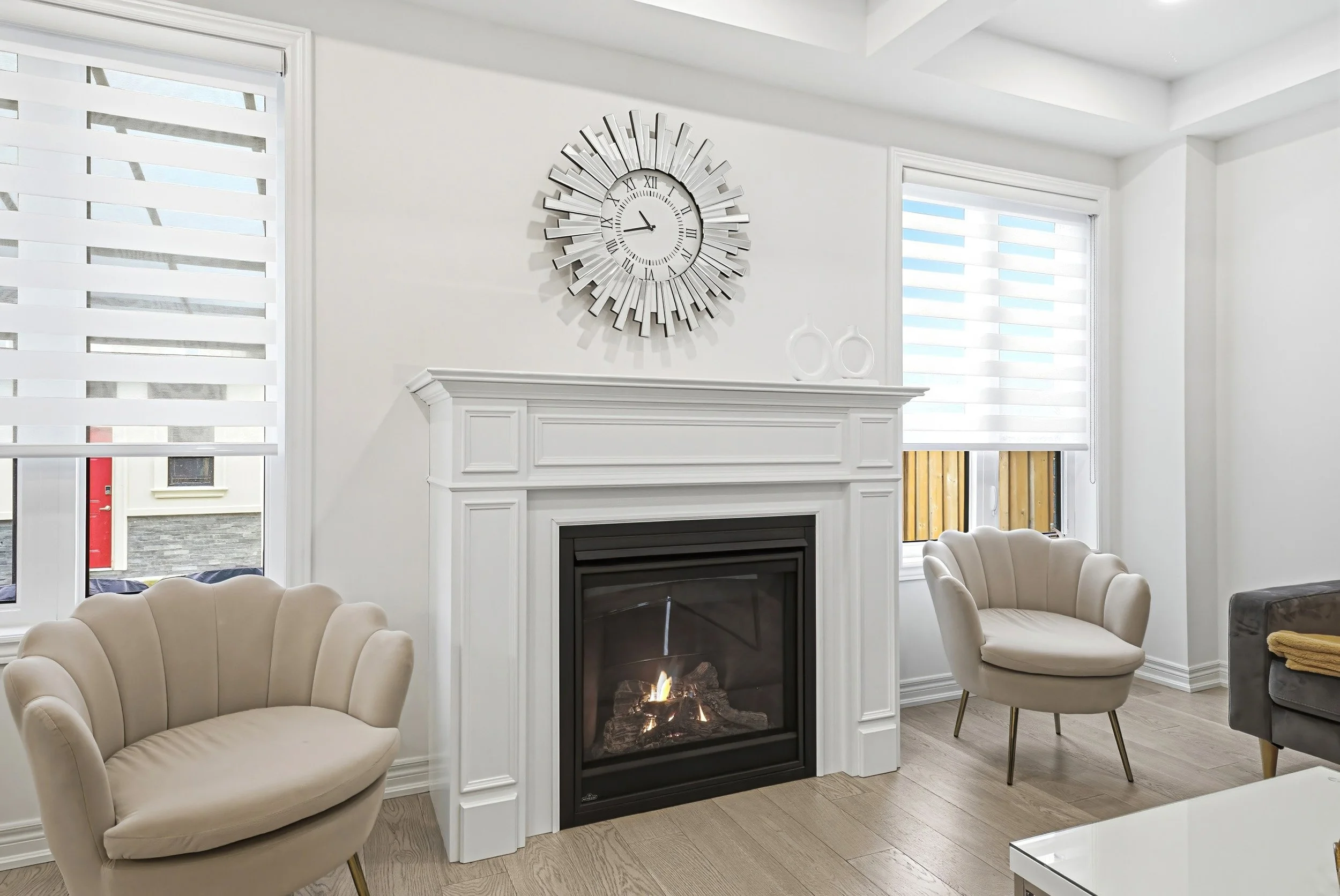 25 - 90 Robertson Rd, Ancaster.jpg