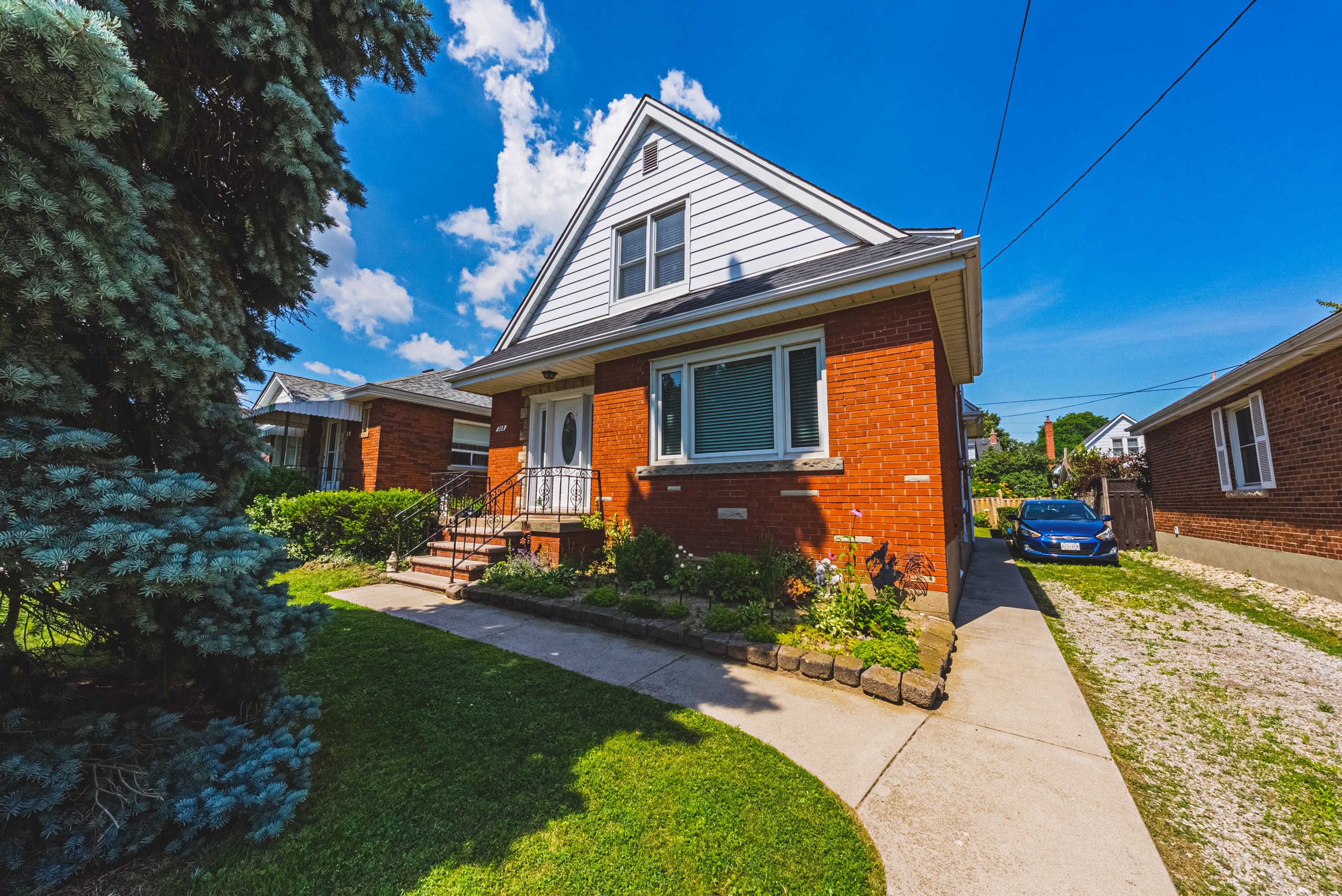 2 - 208 Glencarry Ave, Hamilton.jpg