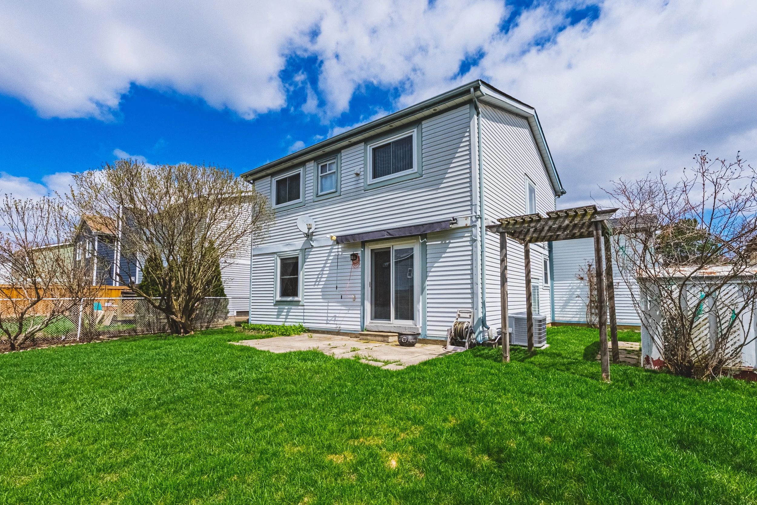 35 - 4 Mount Forest Dr, Brampton.jpg