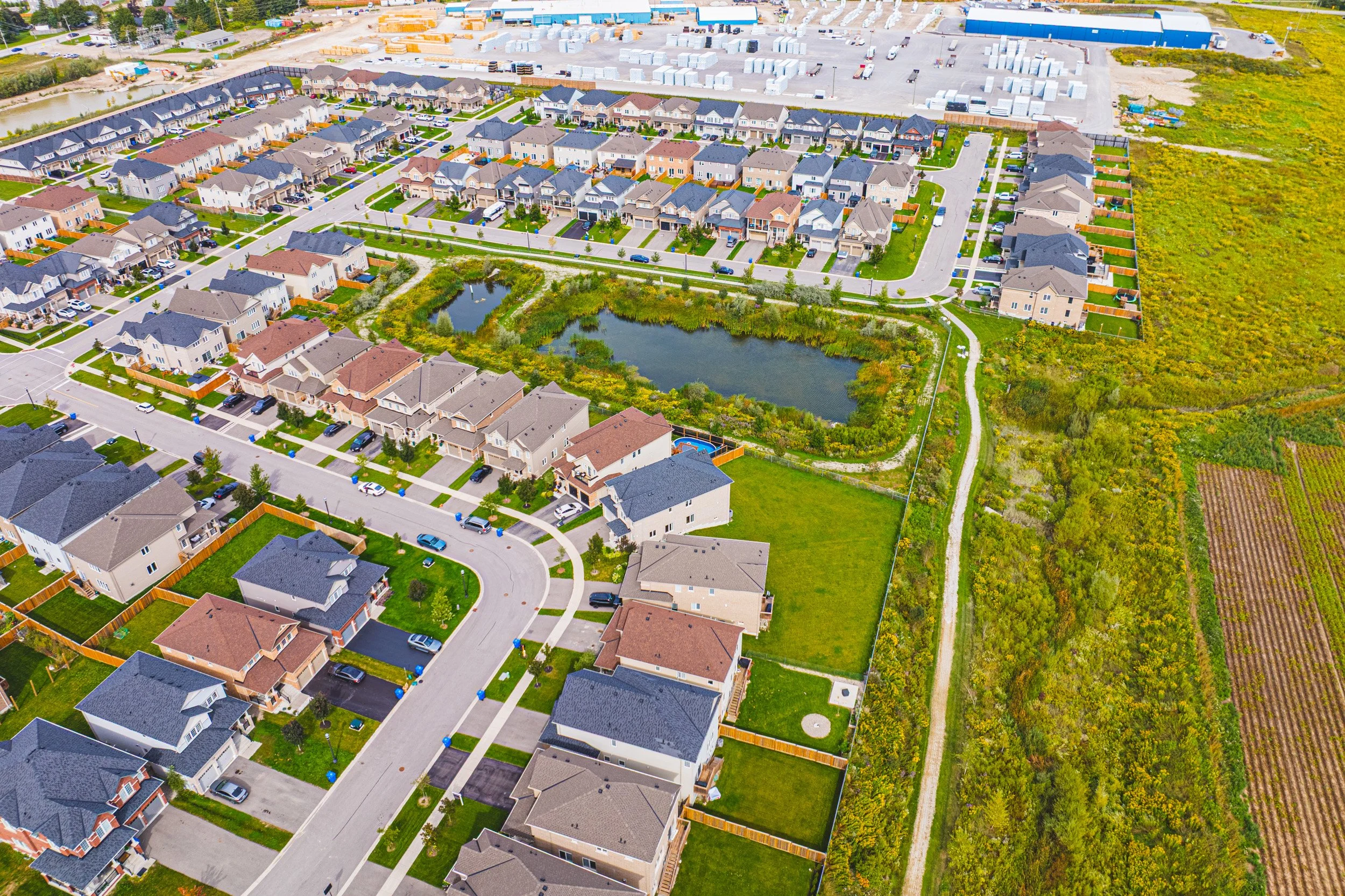 55 - 733 Gilmour Cres, Shelburne.jpg