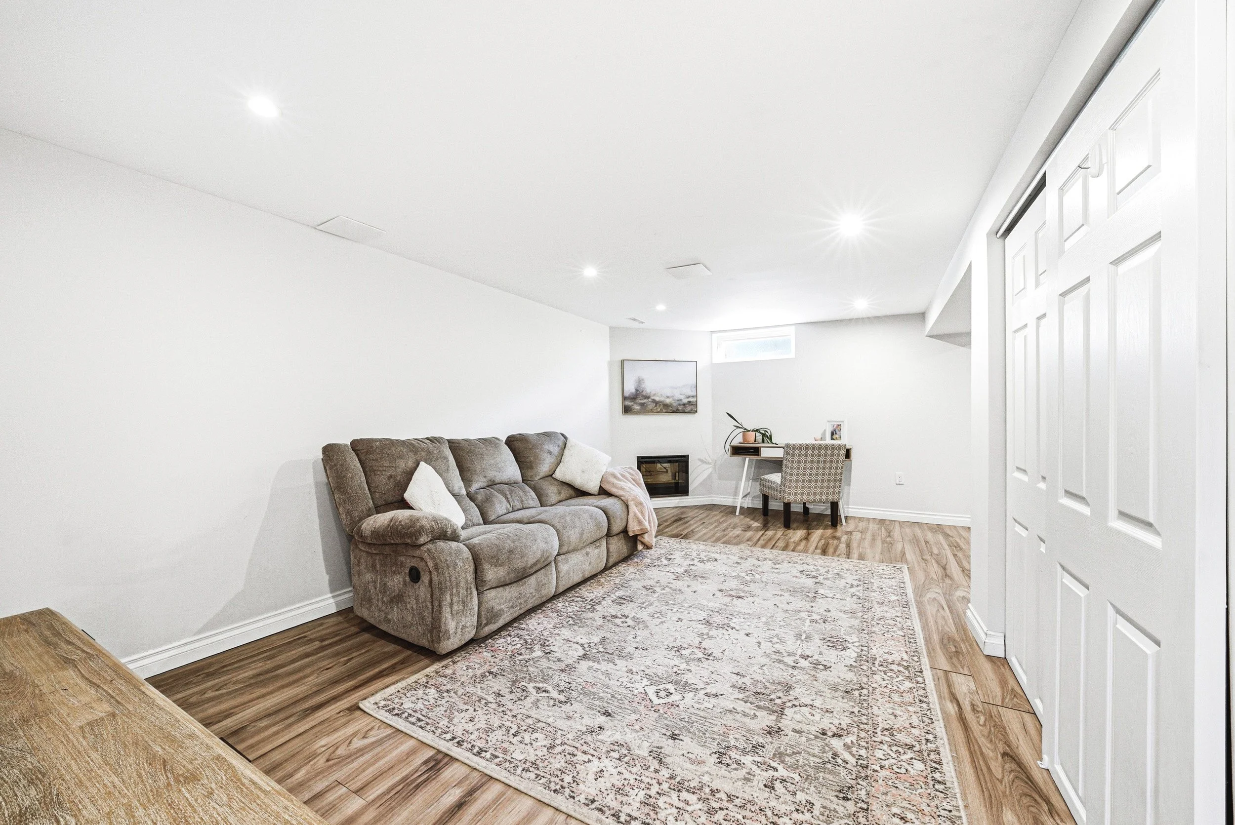 30 - 76 Boston Cres, Hamilton.jpg