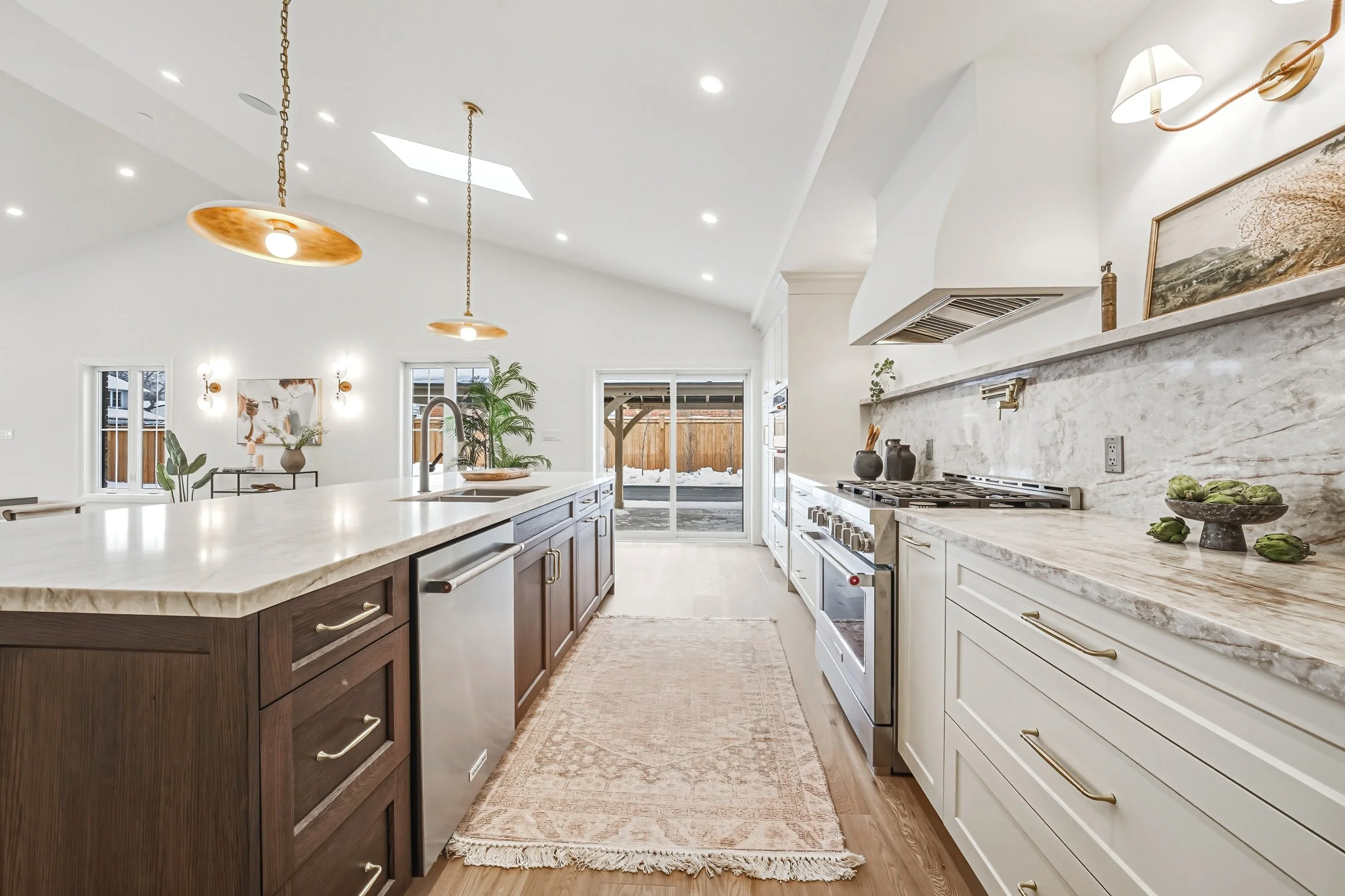 20 - 251 Glen Afton Dr, Burlington.jpg