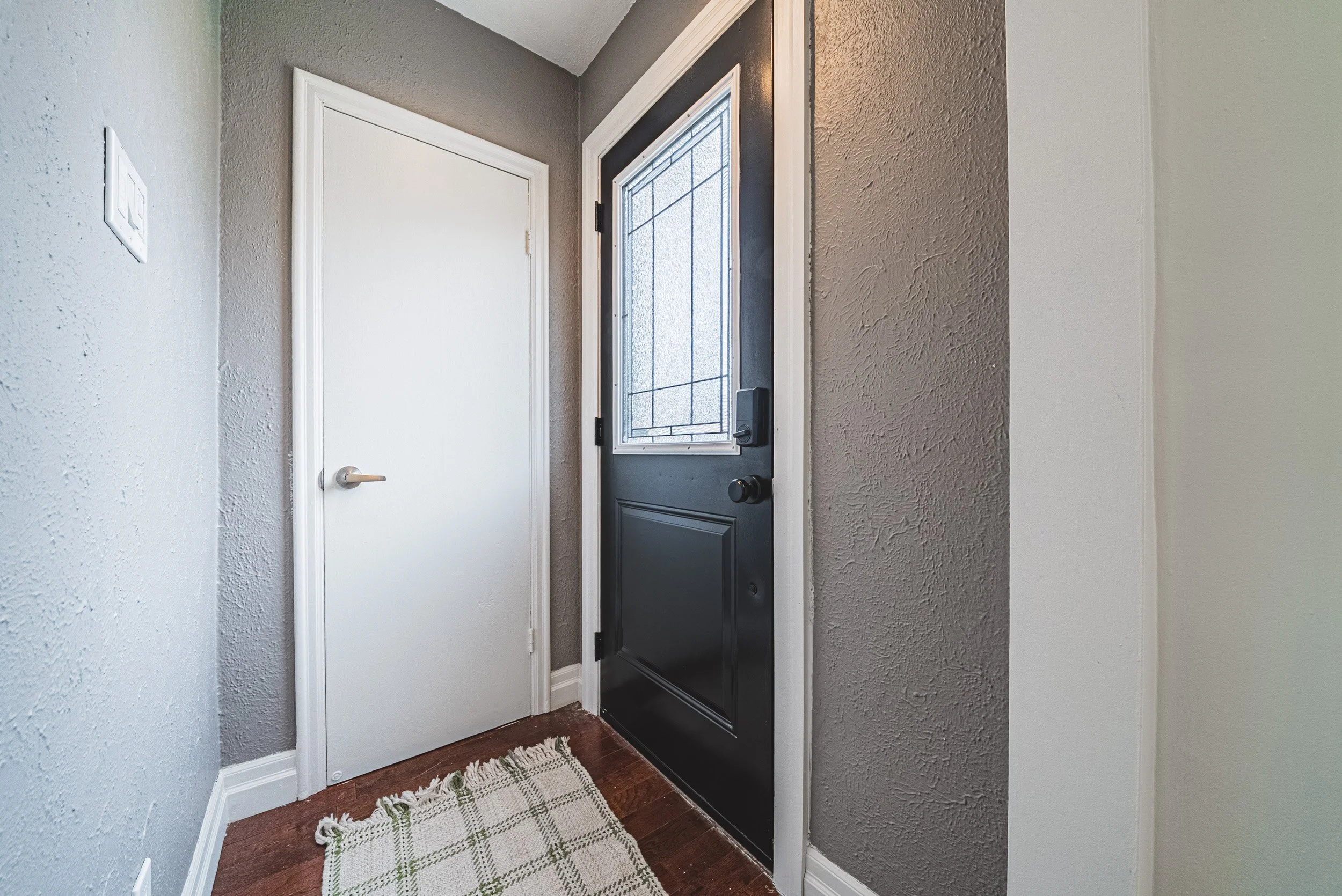 8-212 Rodgers road. Hamilton.jpg