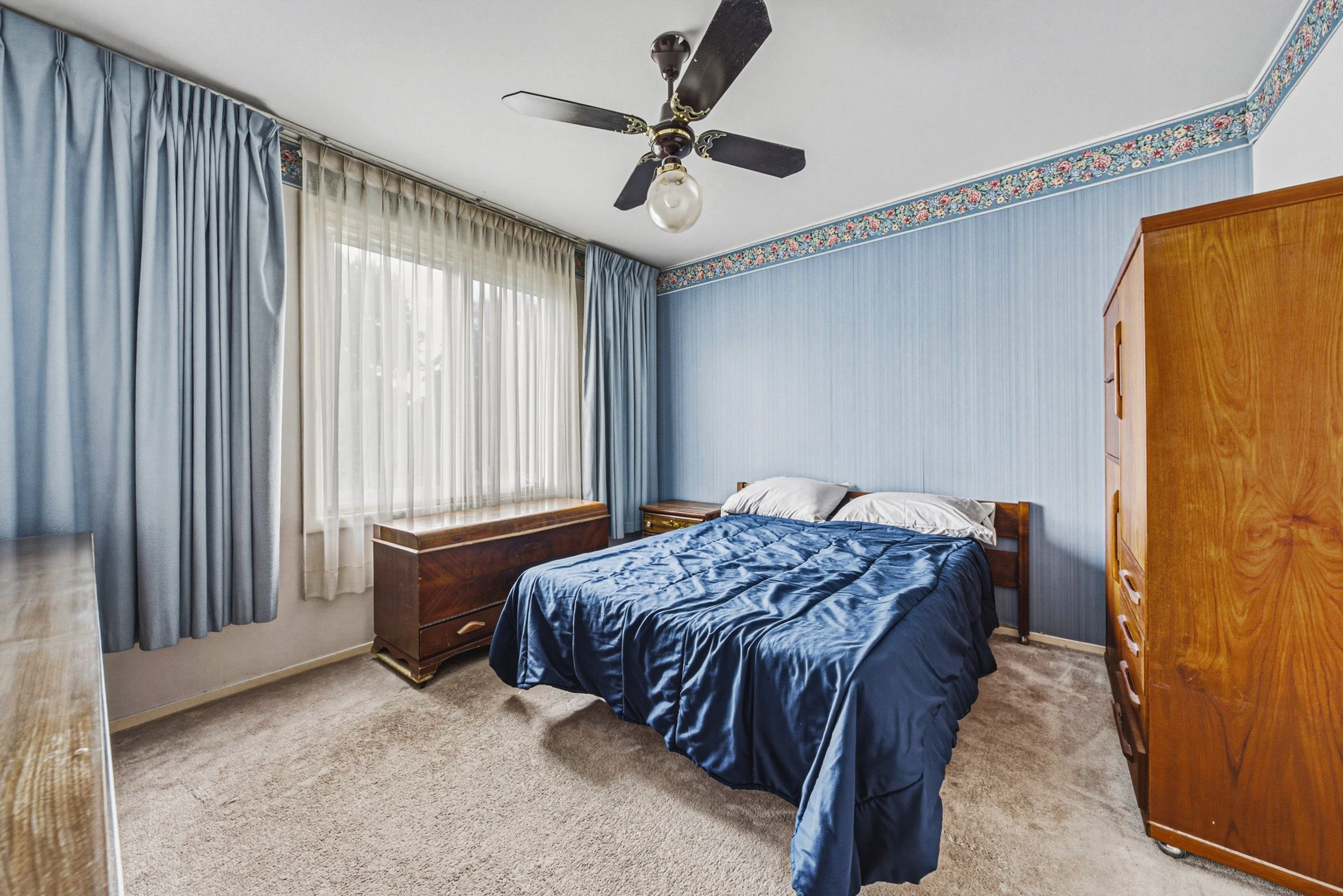 14 - 2345 Gibbon St, Burlington.jpg