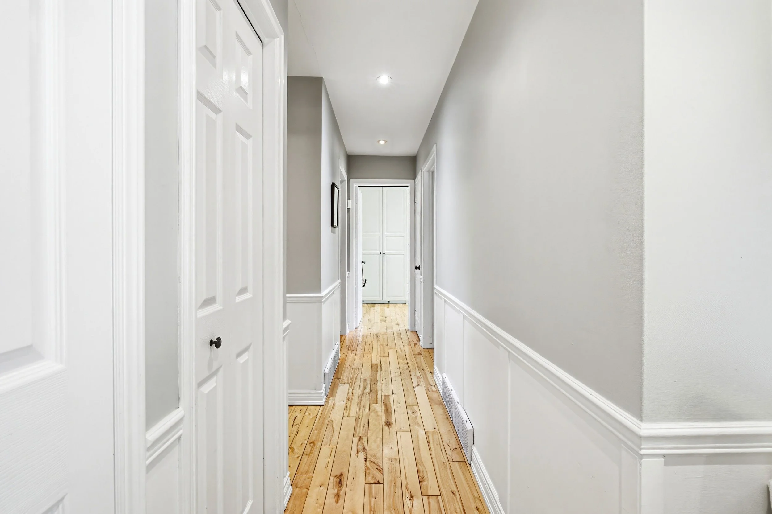 23 - 3384 Manfred Dr, Burlington.jpg