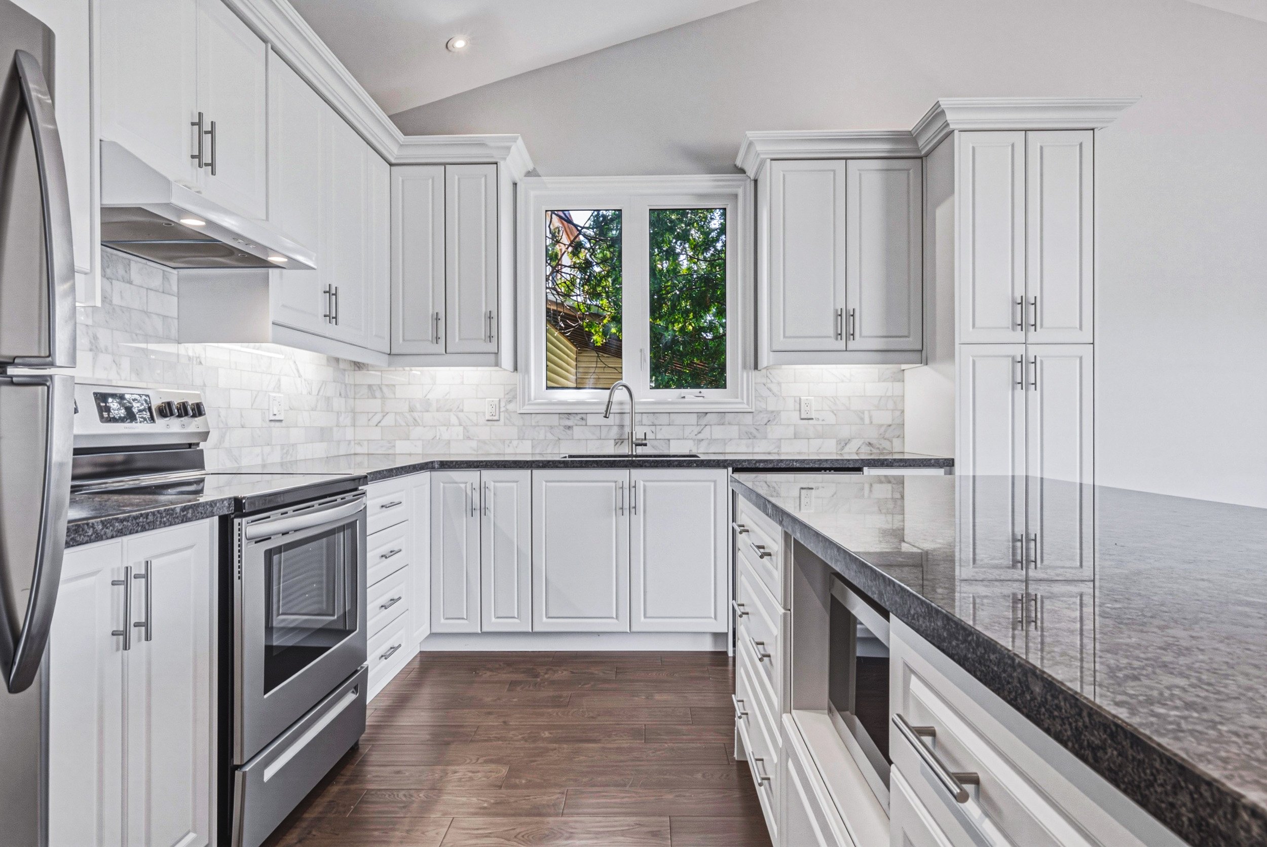 23 - 602 Cochrane Rd, Hamilton.jpg