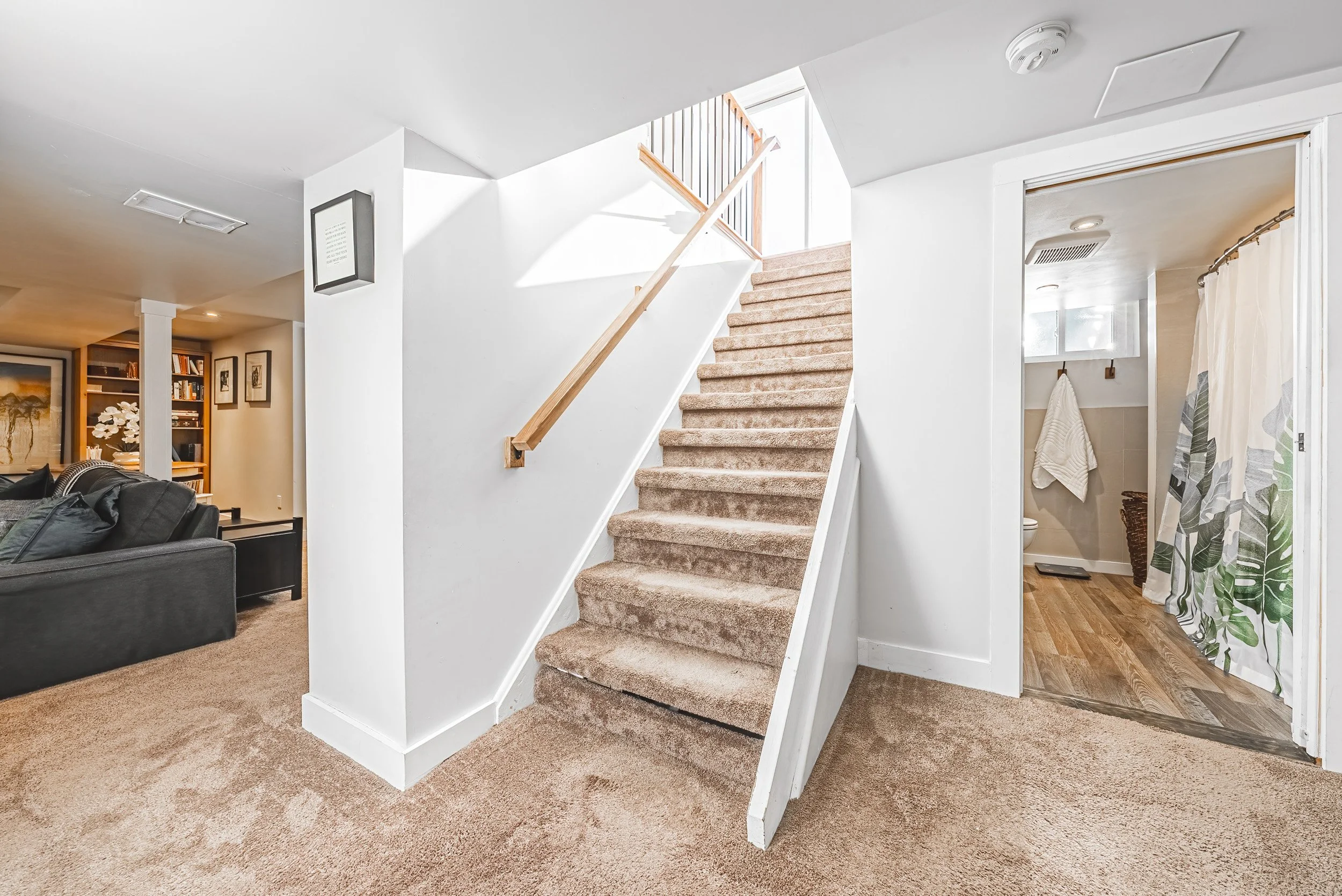 32 - 14 Mulock Ave, Hamilton.jpg