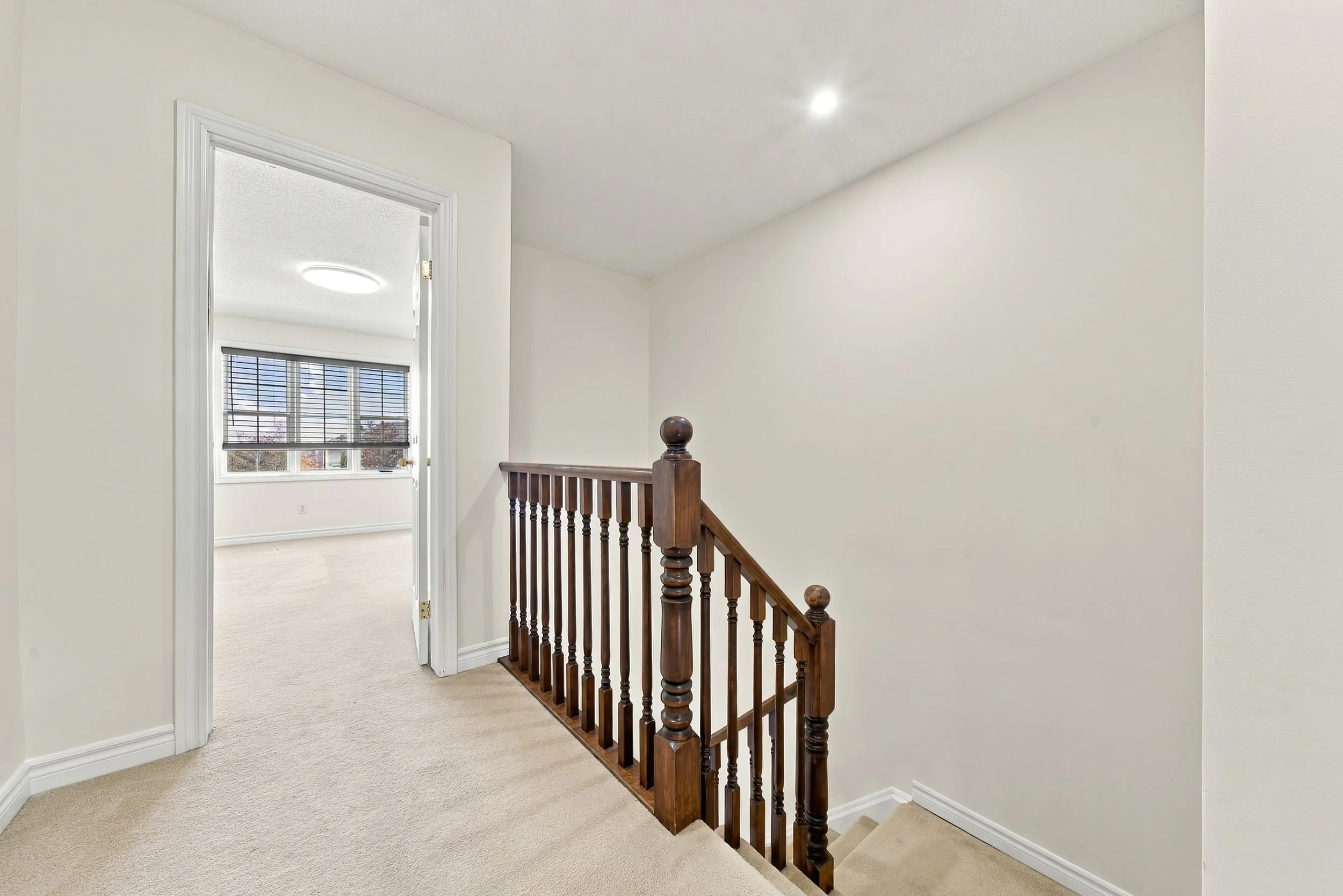 44-35 Thames Wy Hamilton.jpg