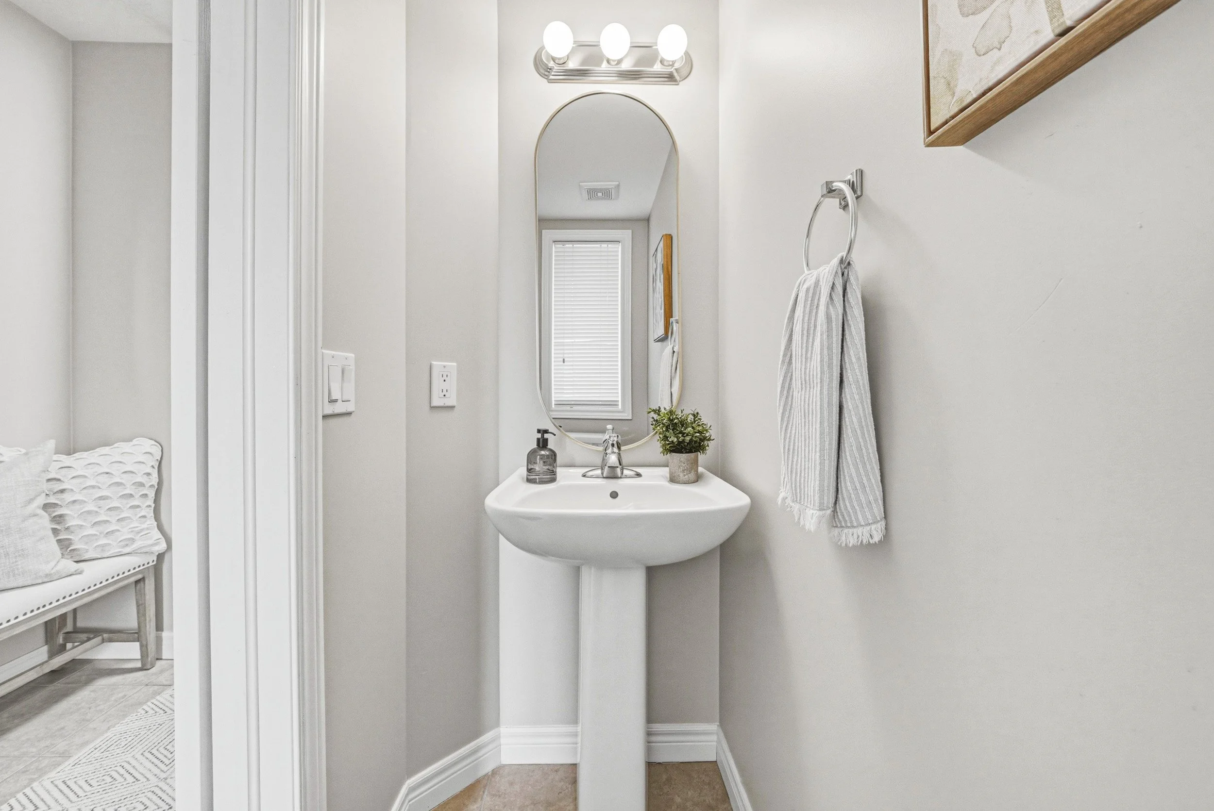 8 - 28 Bonehill Blvd, Hamilton.jpg