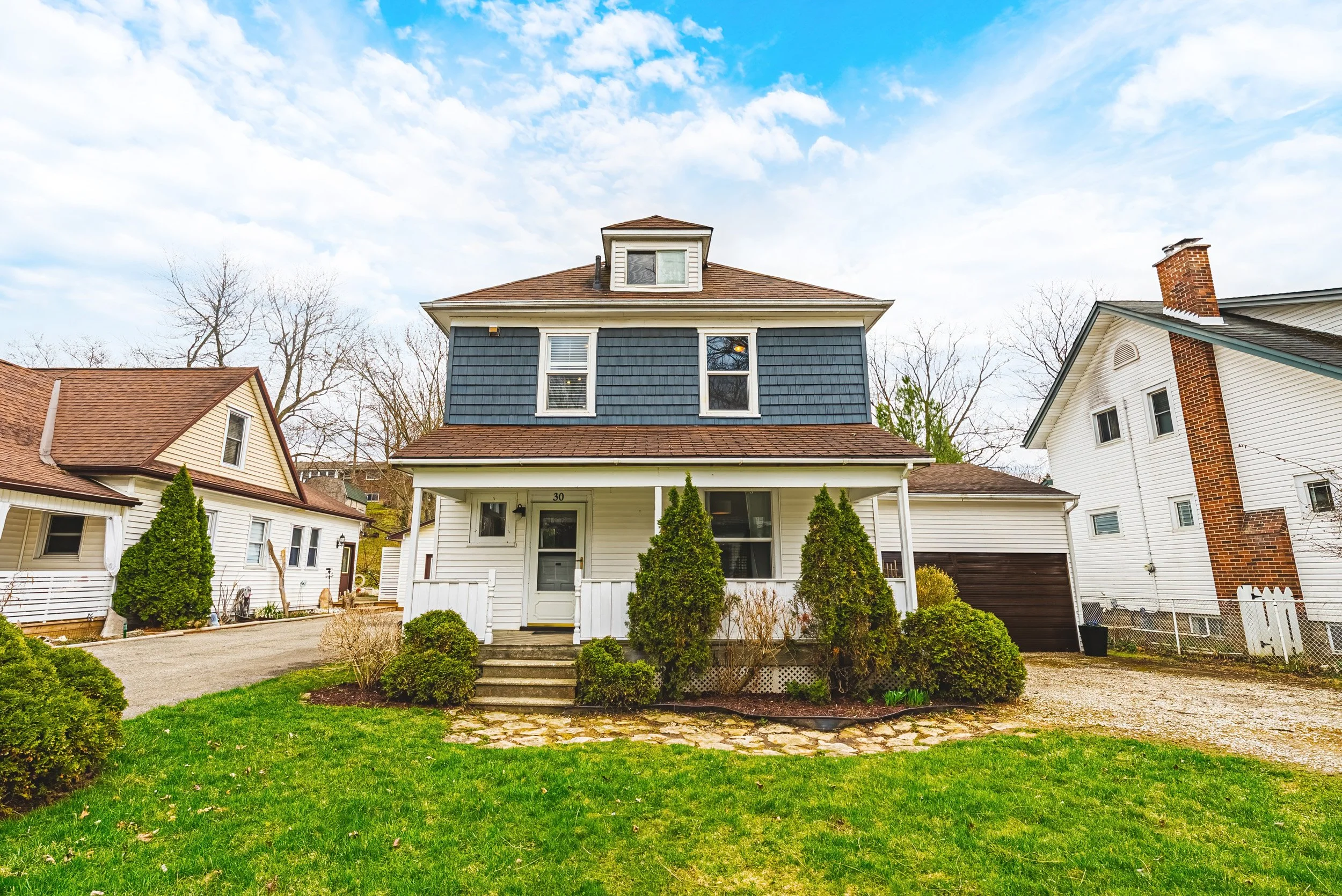 2 - 30 Grand Ave, Caledonia.jpg