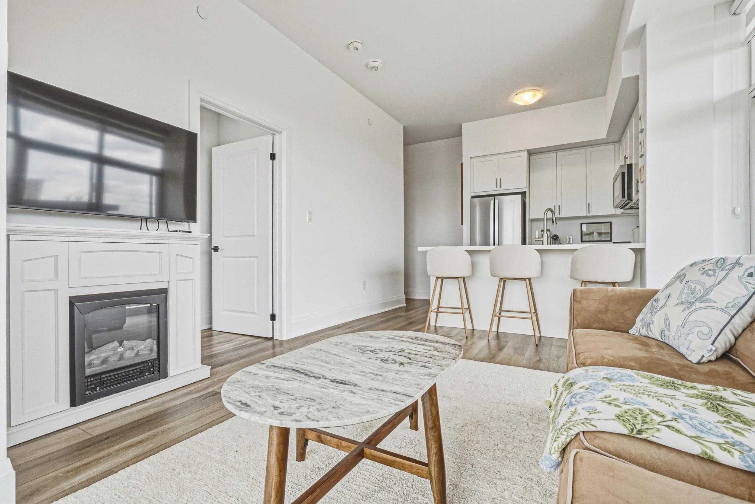 13-470 Dundas St E Waterdown.jpg