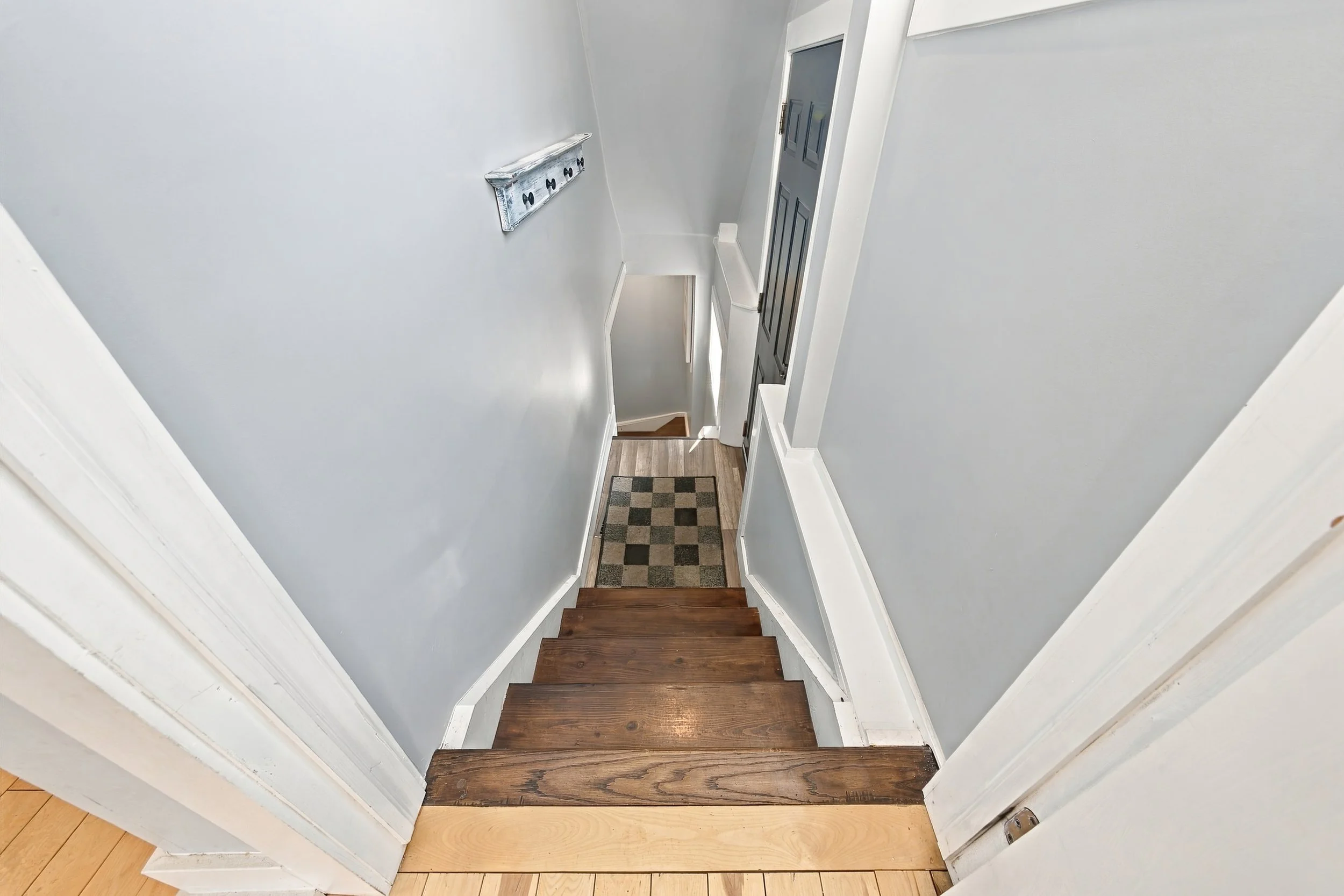 28 - 1231 Dunsmure Rd, Hamilton.jpg