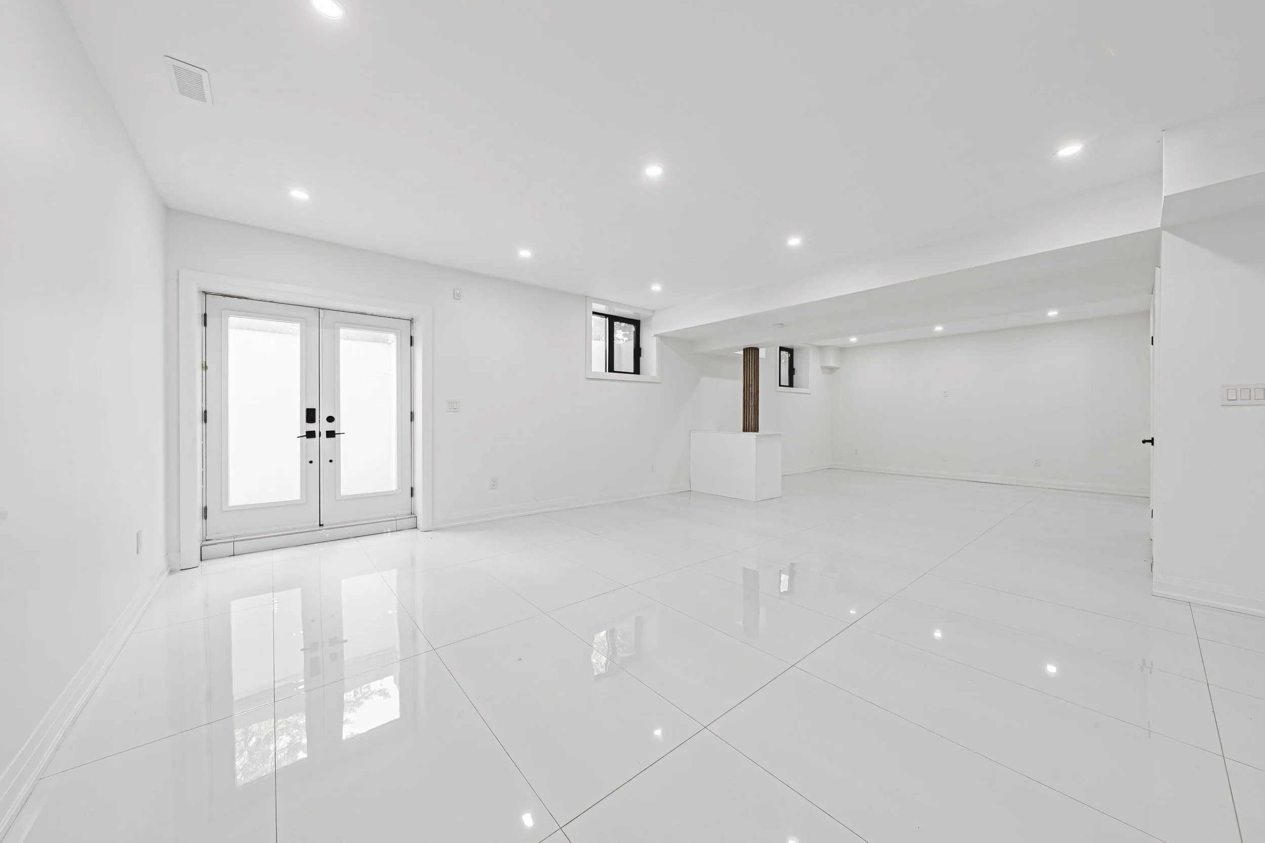 52 - 4511 Guelph Line, Burlington.jpg
