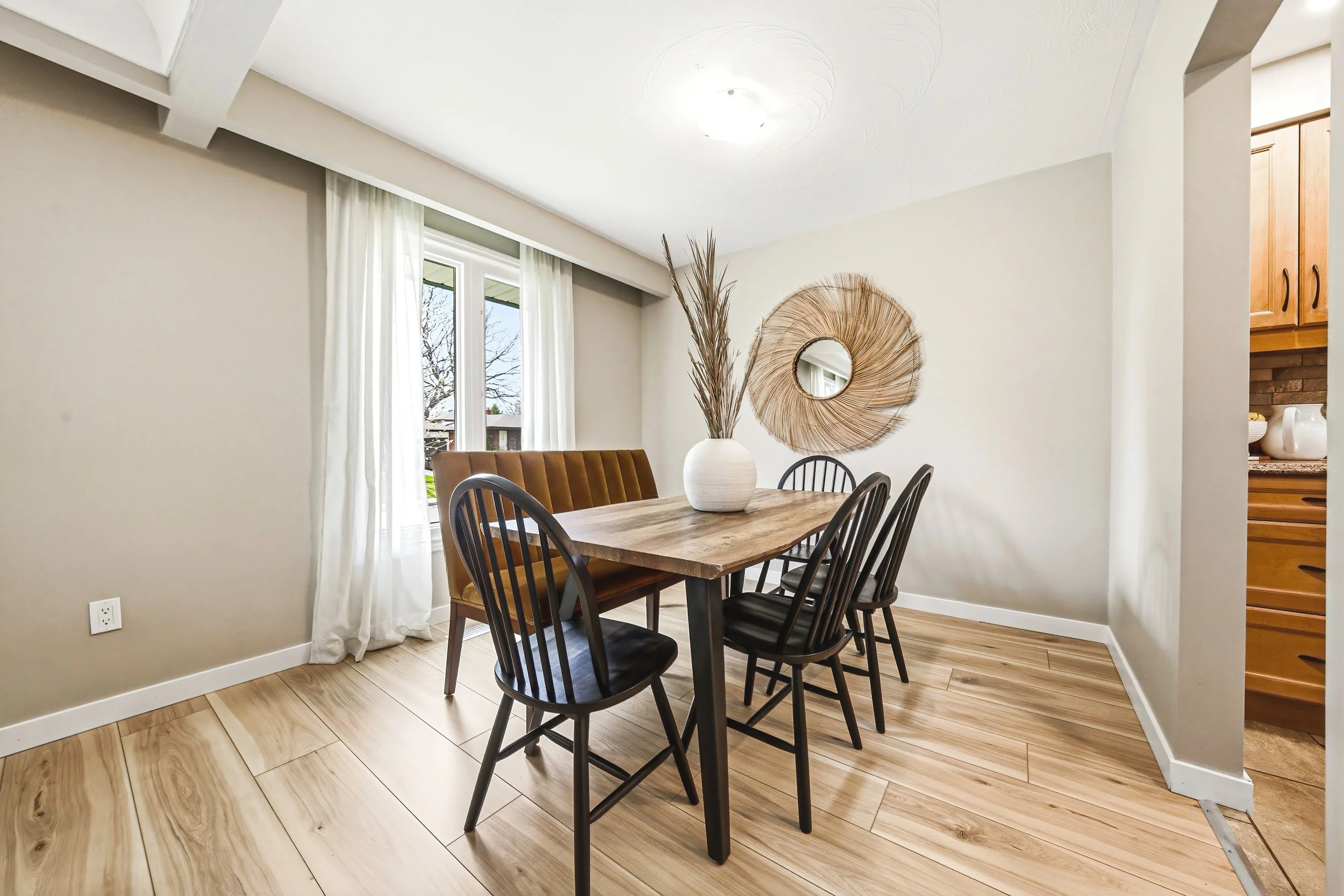 9 - 104 Gardiner Dr, Hamilton.jpg