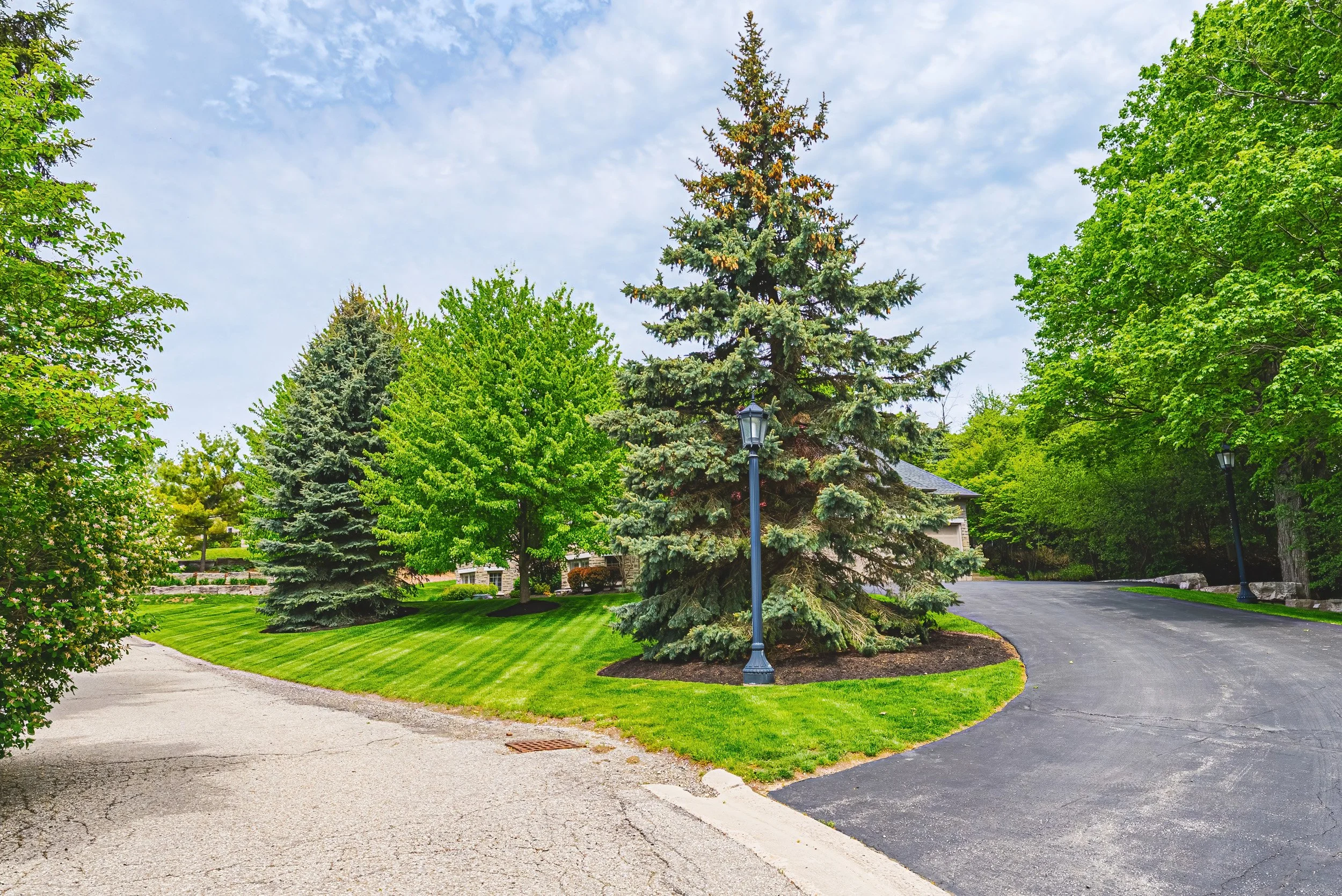 73 - 845 Hidden Valley Rd, Kitchener.jpg