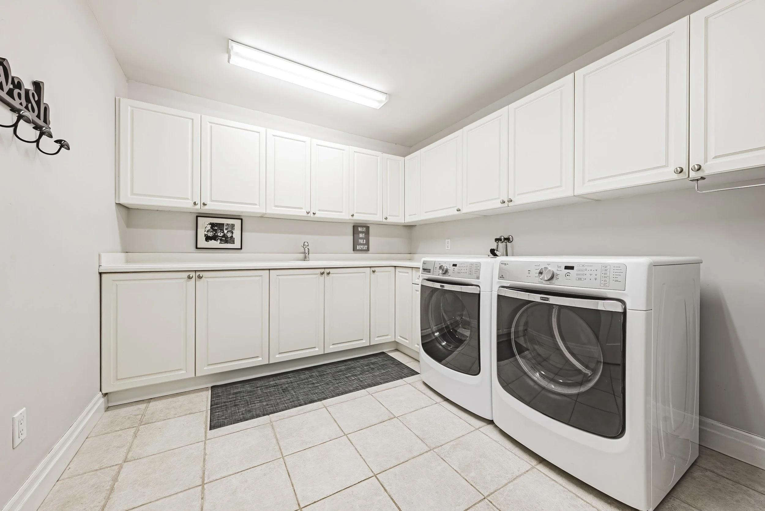 31 - 7 Colonial Cres, Oakville.jpg