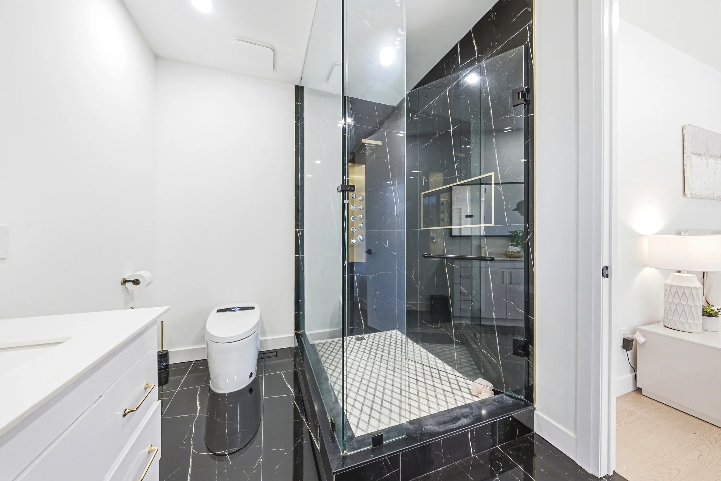 33 - 4511 Guelph Line, Burlington.jpg