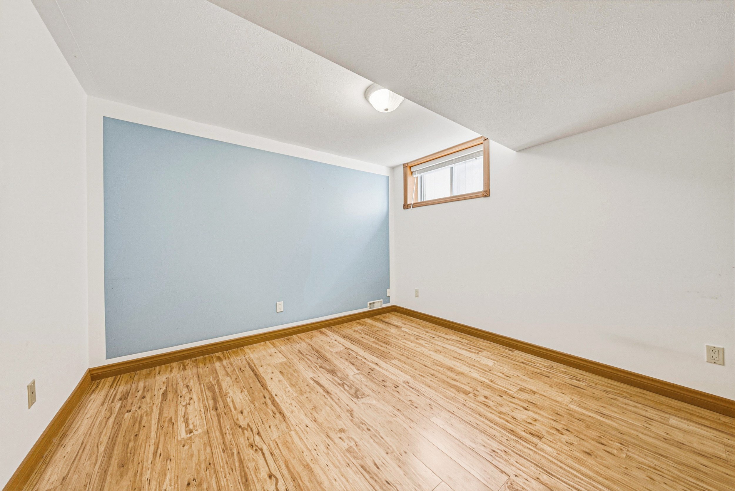 31 - 116 Attwood Dr, Cambridge.jpg