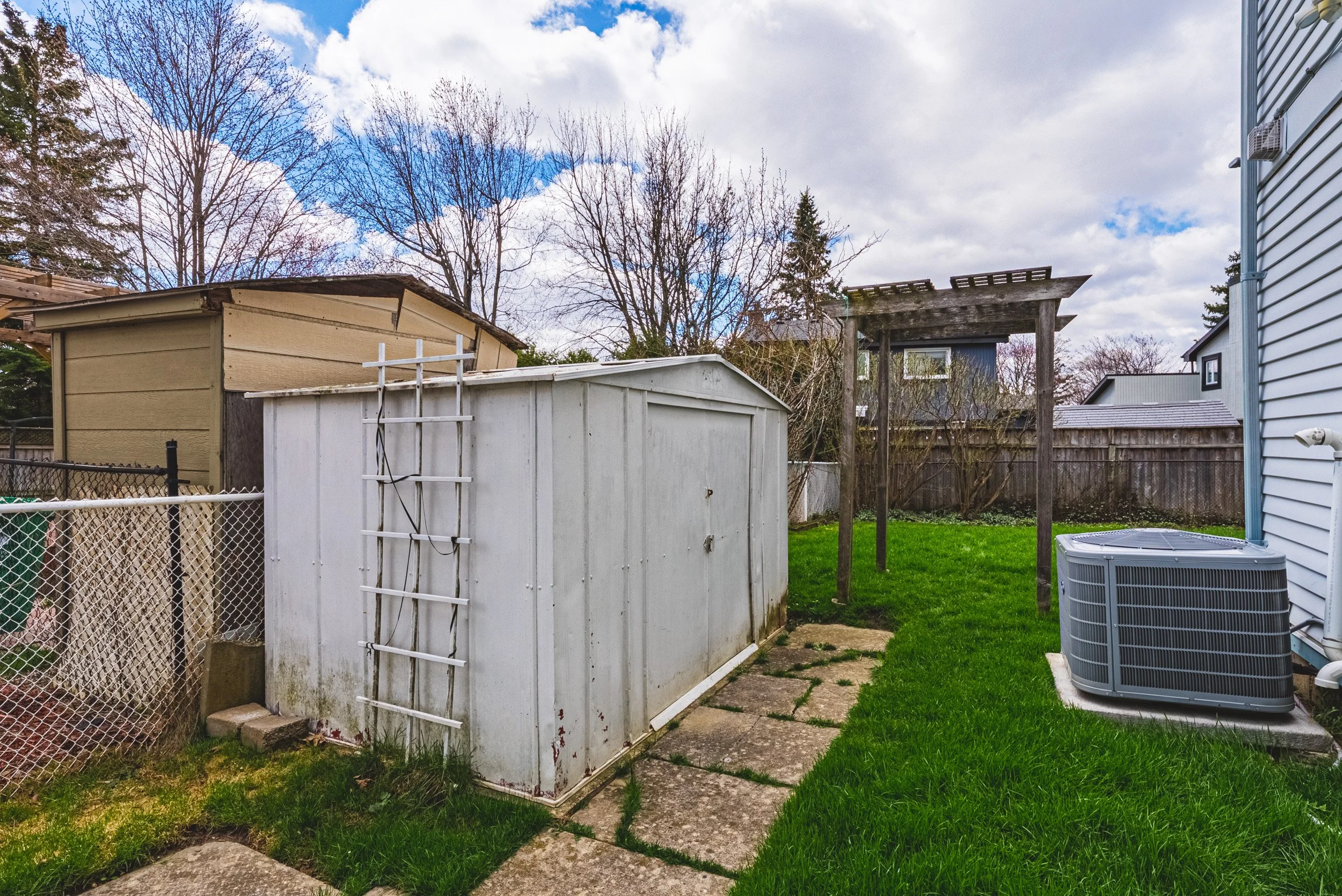 38 - 4 Mount Forest Dr, Brampton.jpg