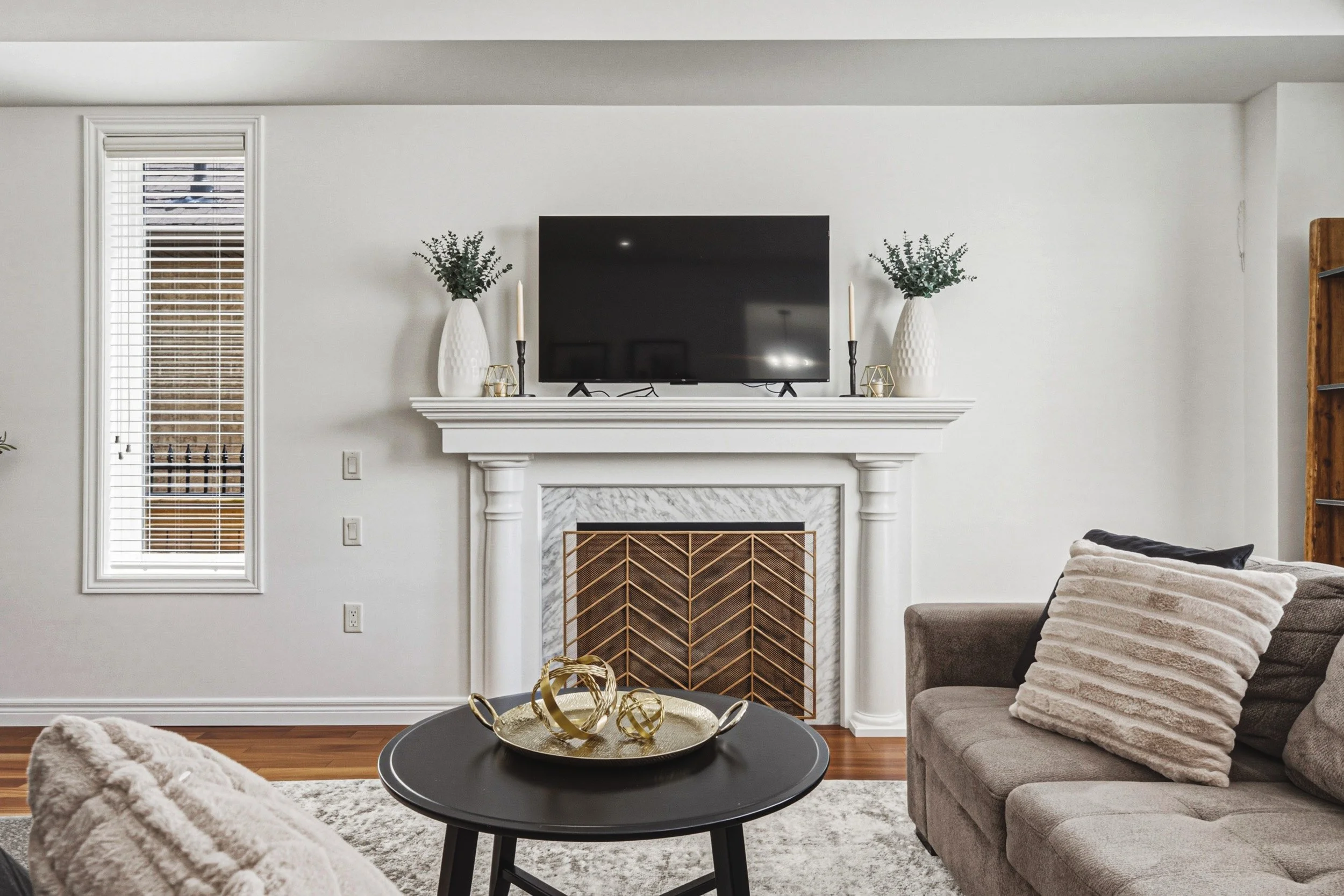 18 - 20 Degrow Cres, Binbrook.jpg