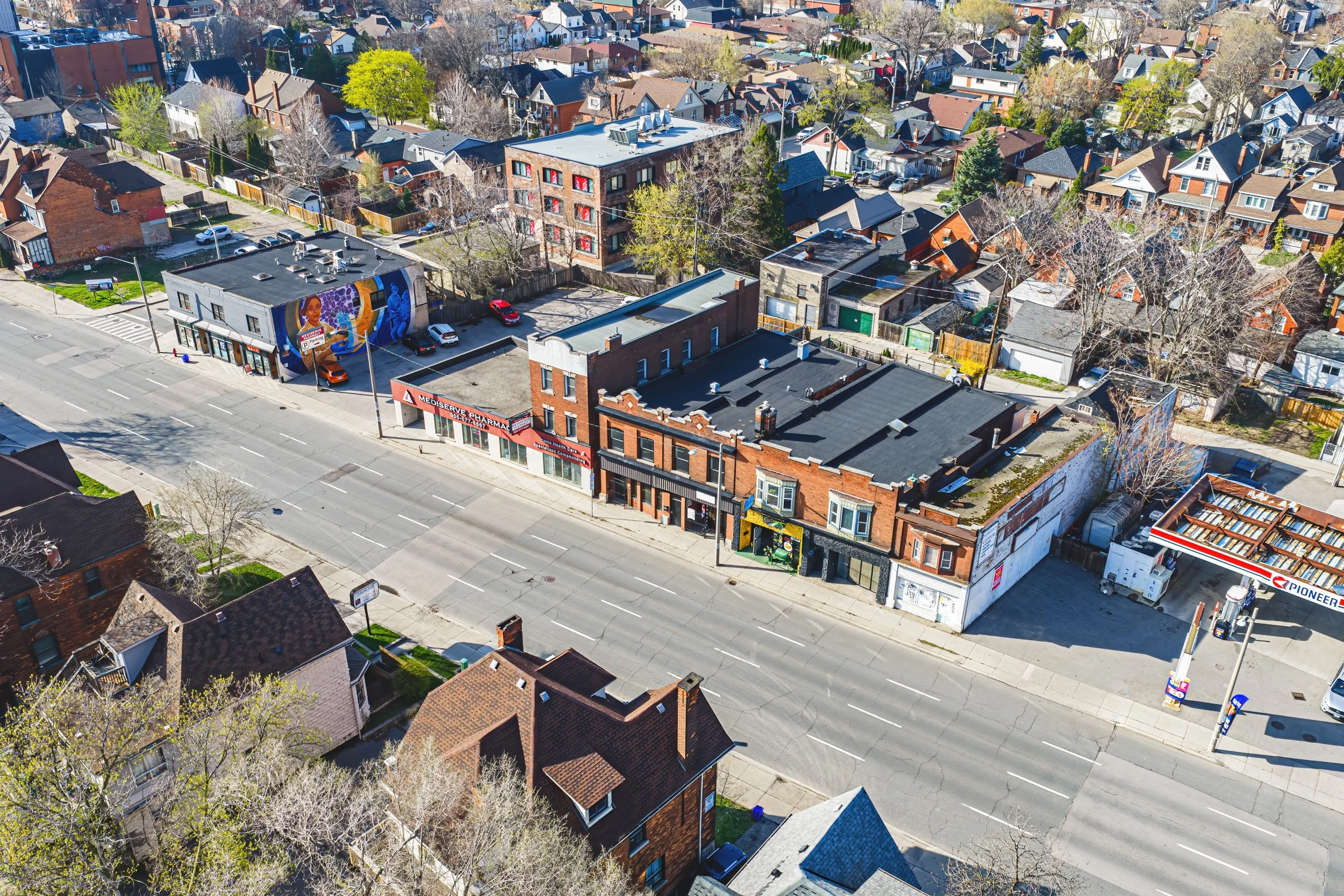 2 - 595 King St E, Hamilton.jpg