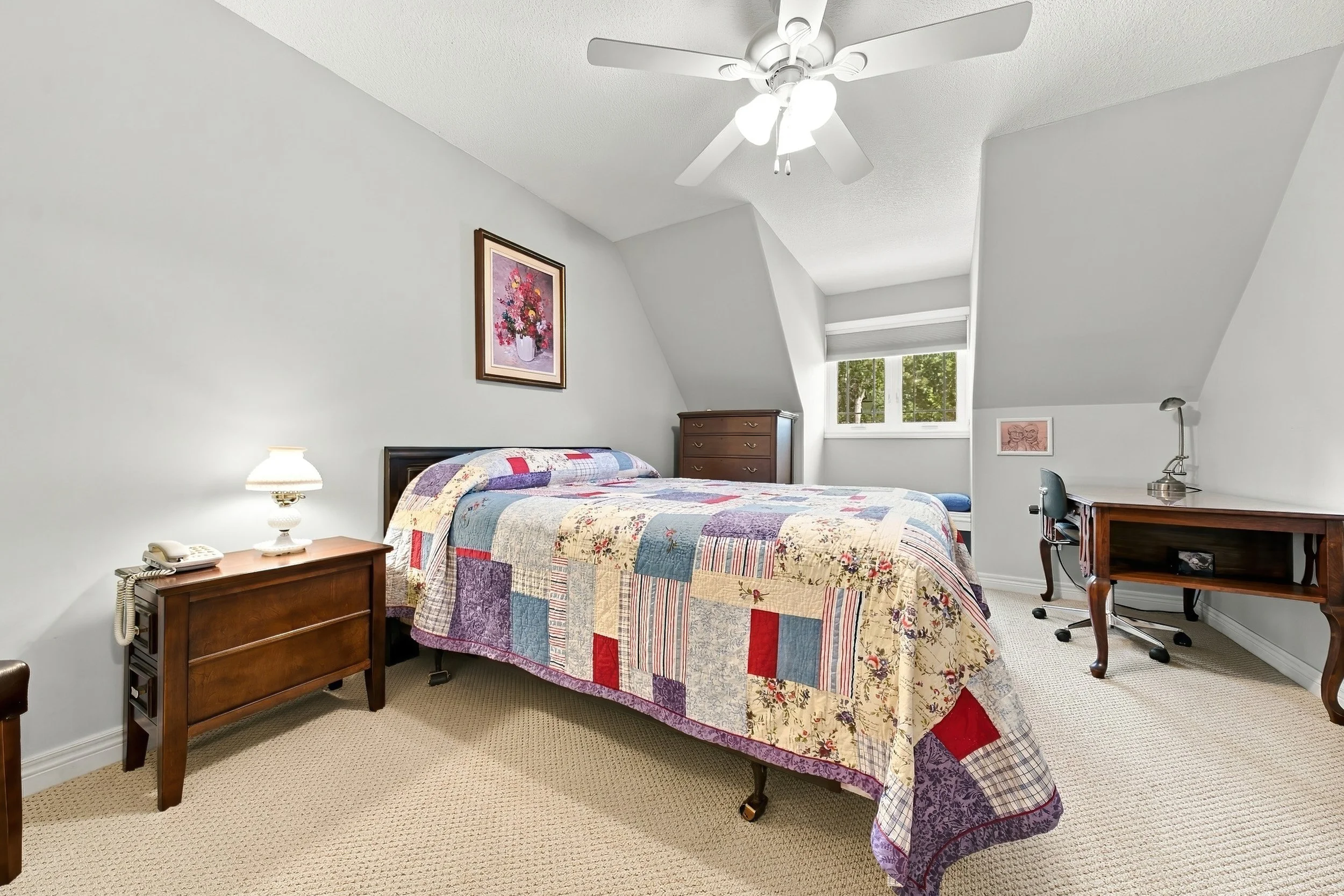 26 - 31 Book Rd #44, Grimsby.jpg