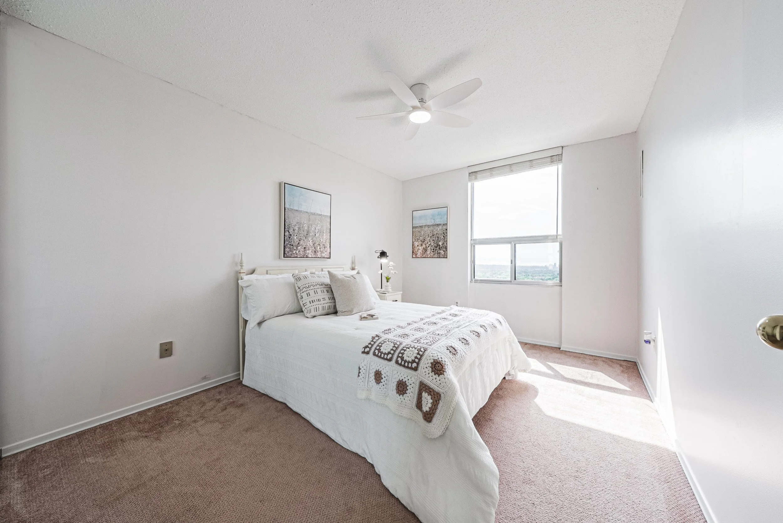 17 - 2055 Upper Middle #1504, Burlington.jpg