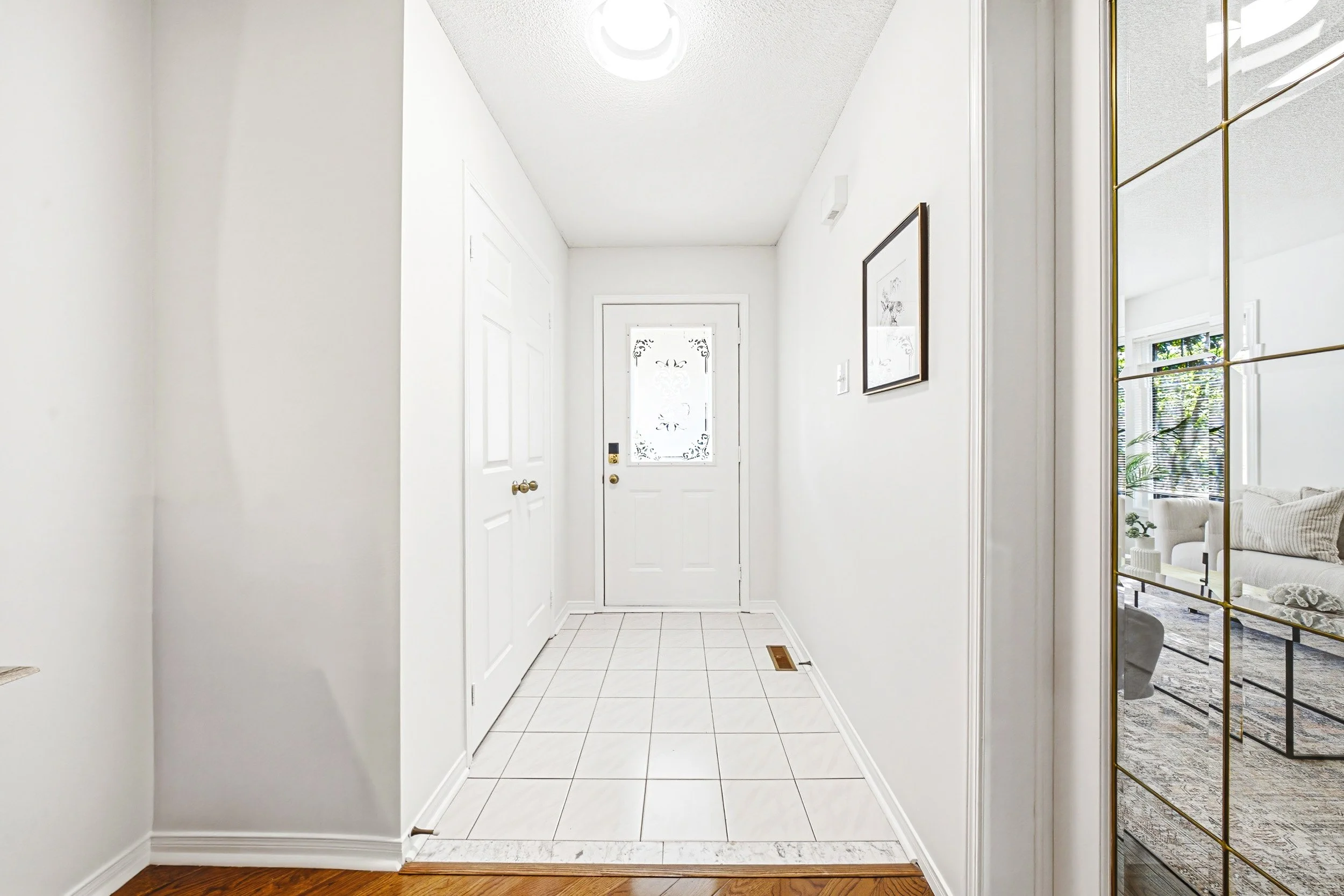 6 - 4153 Vermont Cres, Burlington.jpg