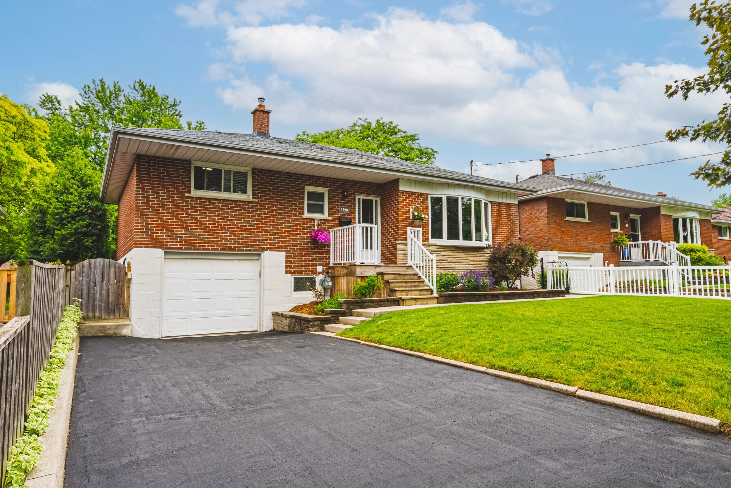 3 - 1208 Homewood Dr, Burlington.jpg
