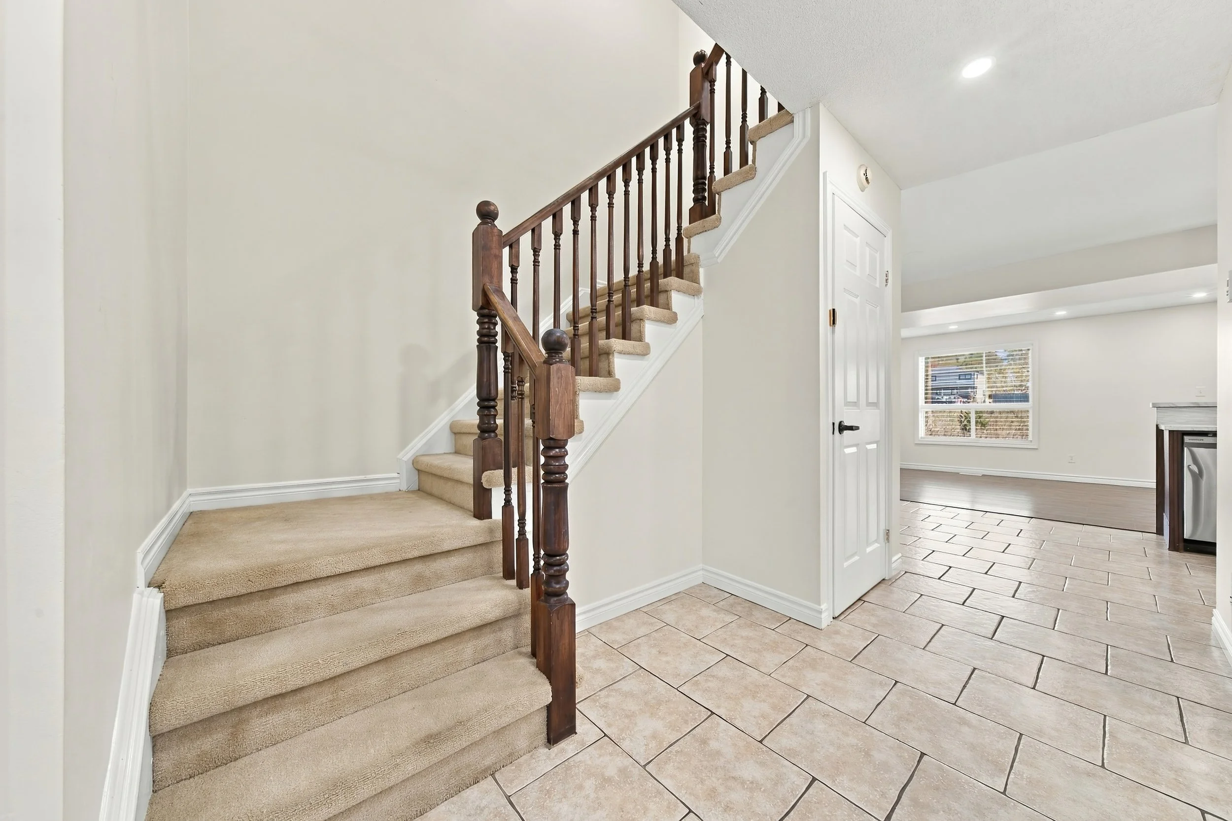 11-35 Thames Wy Hamilton.jpg