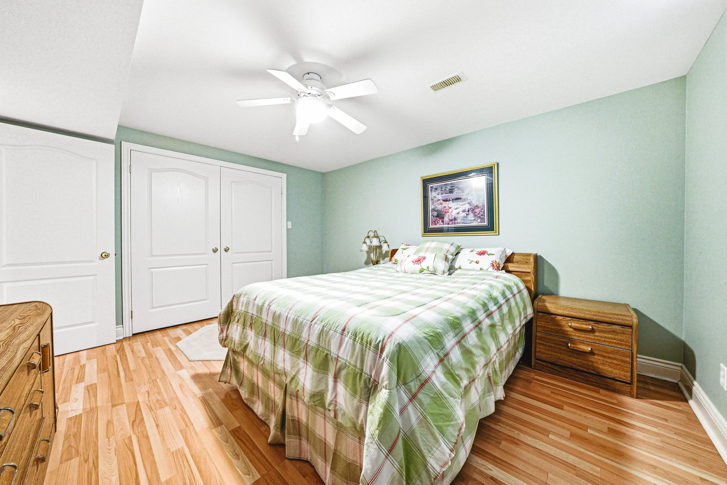 24 - 16 Sunridge St, Brampton.jpg