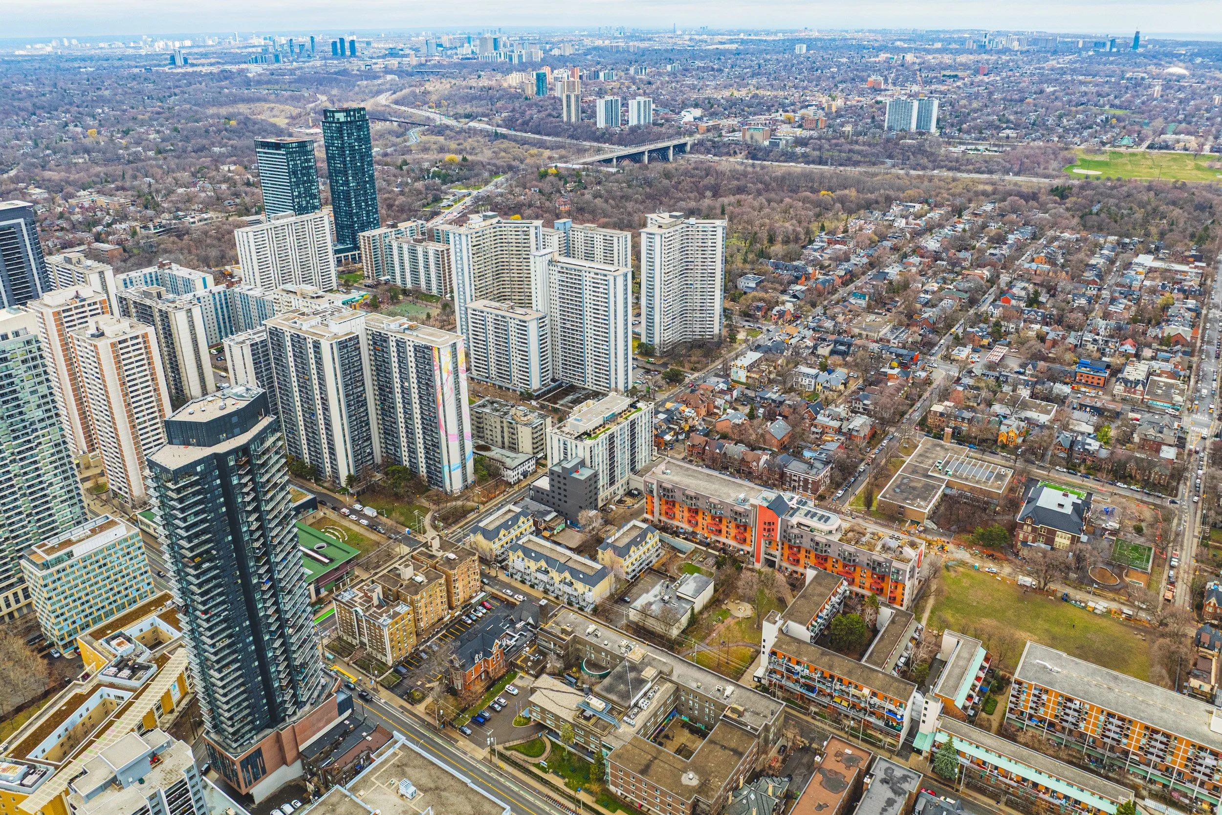 41 - 171 Bleecker St #222, Toronto.jpg