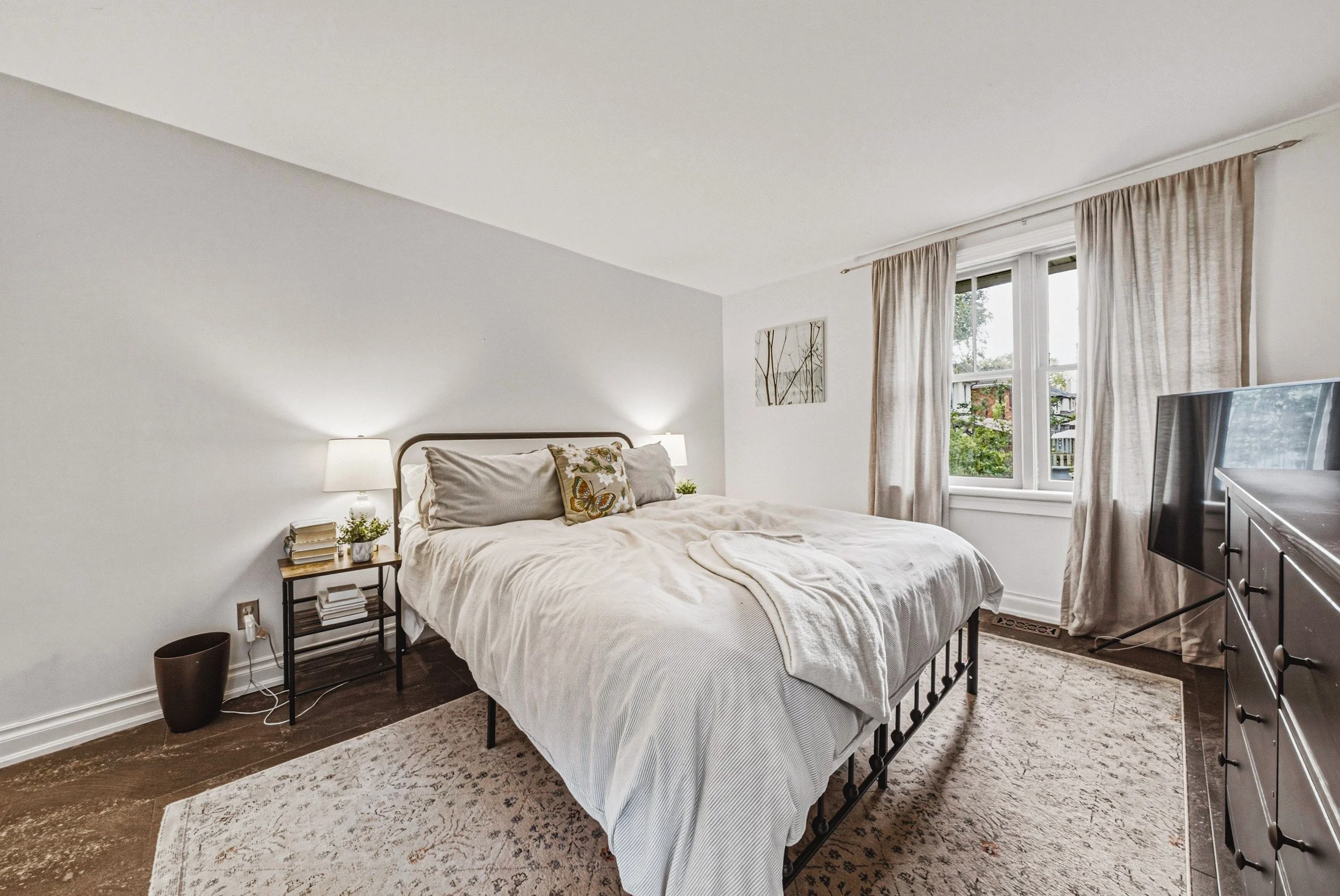16 - 75 Pollock Ave, Cambridge.jpg