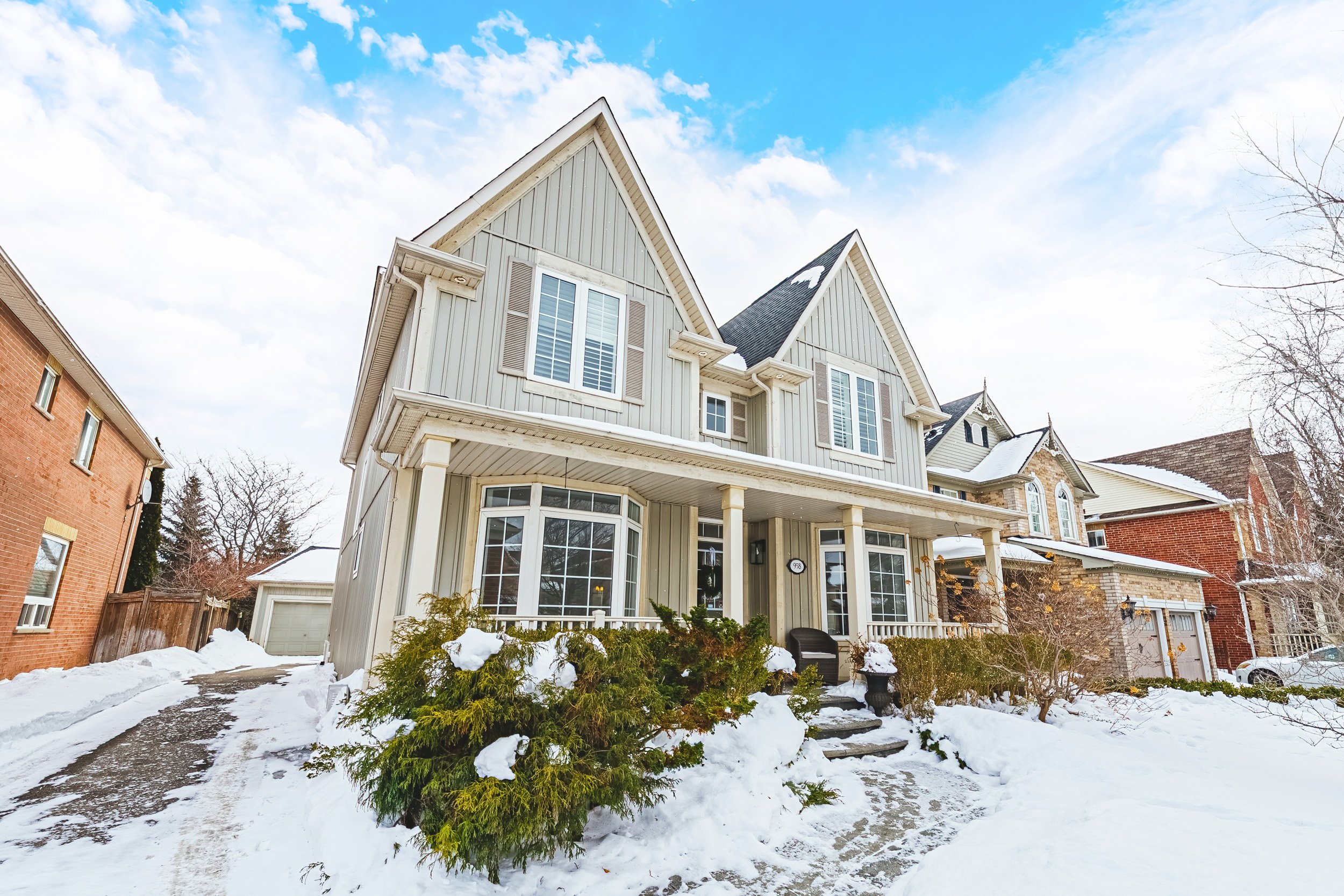 2 - 958 Irish Moss Rd, Mississauga.jpg