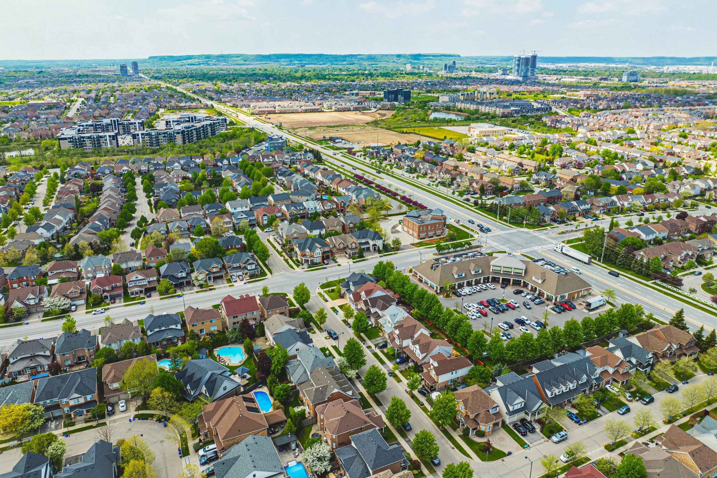 42 - 1588 Ramshaw Cres, Milton.jpg