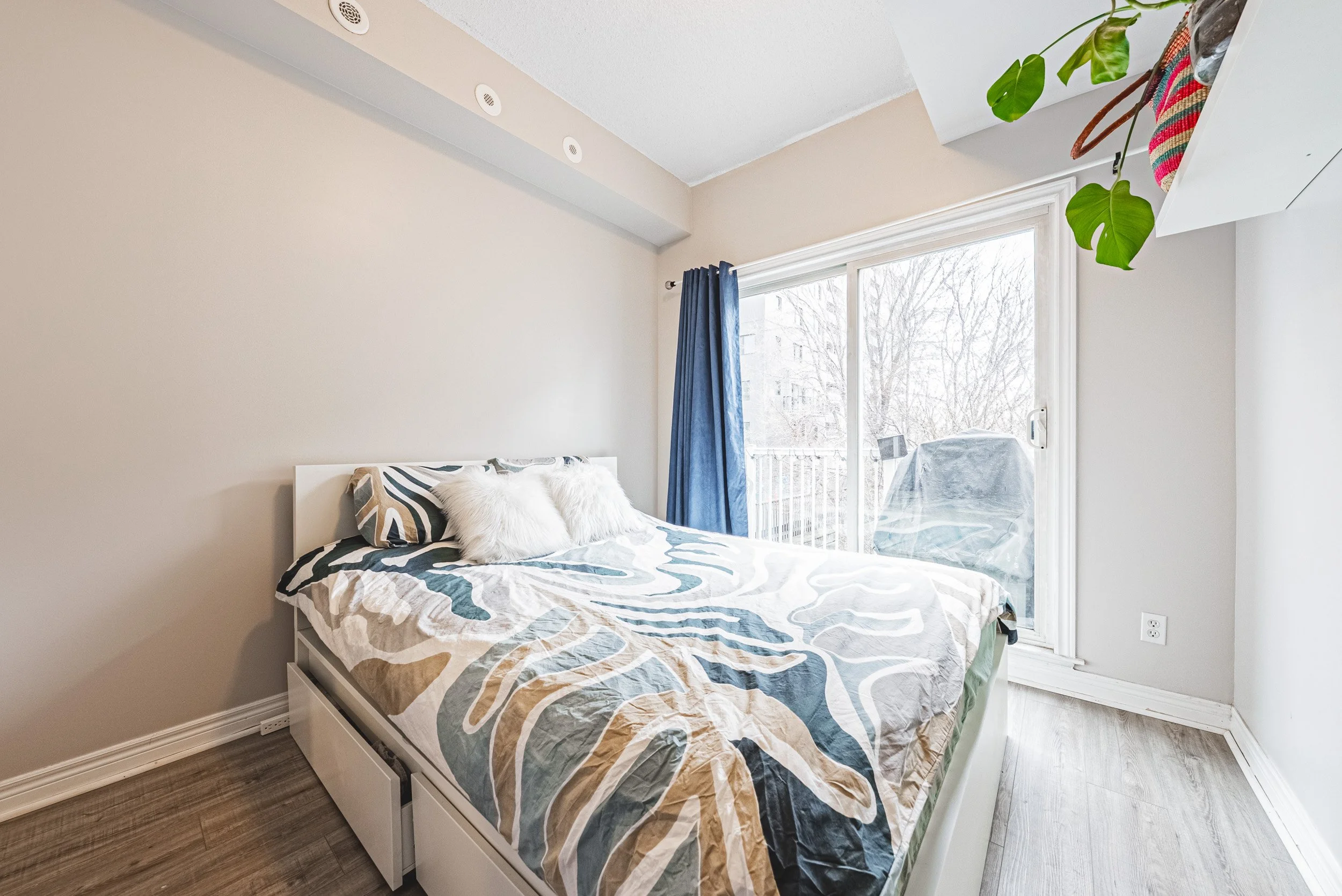 14 - 171 Bleecker St #222, Toronto.jpg