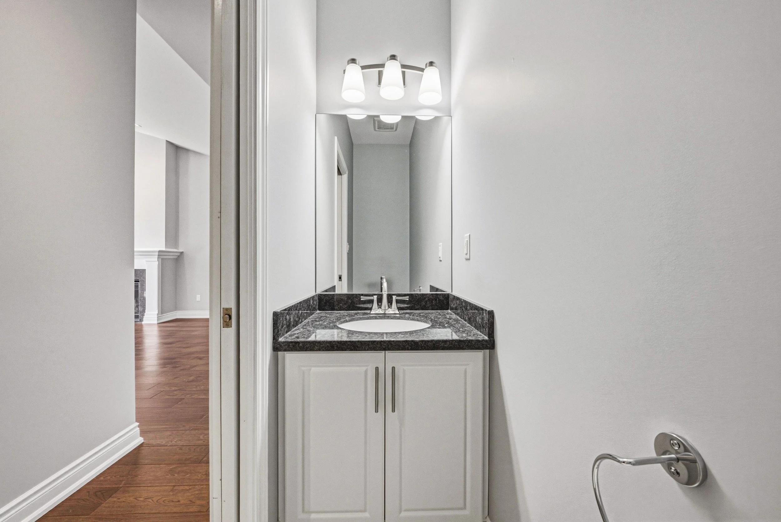 9 - 602 Cochrane Rd, Hamilton.jpg