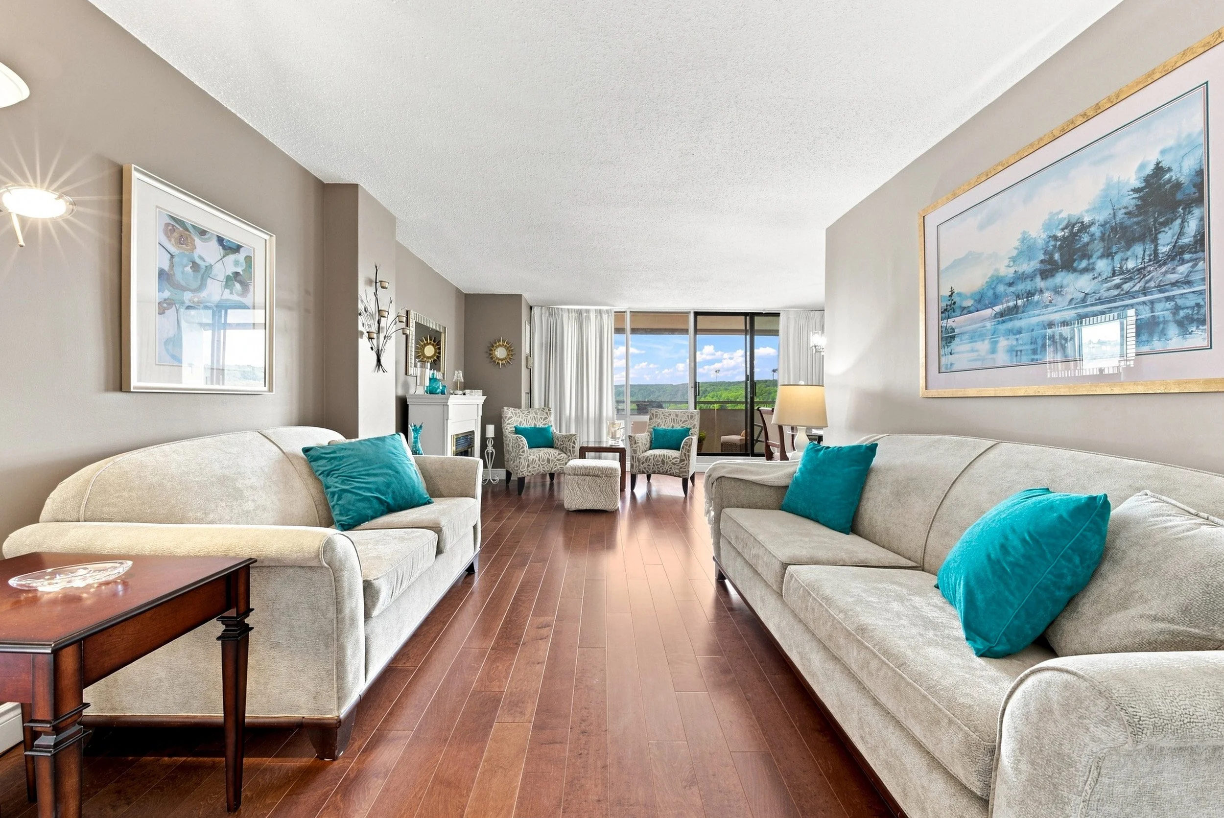 11 - 2055 Upper Middle Rd #1507, Burlington.jpg