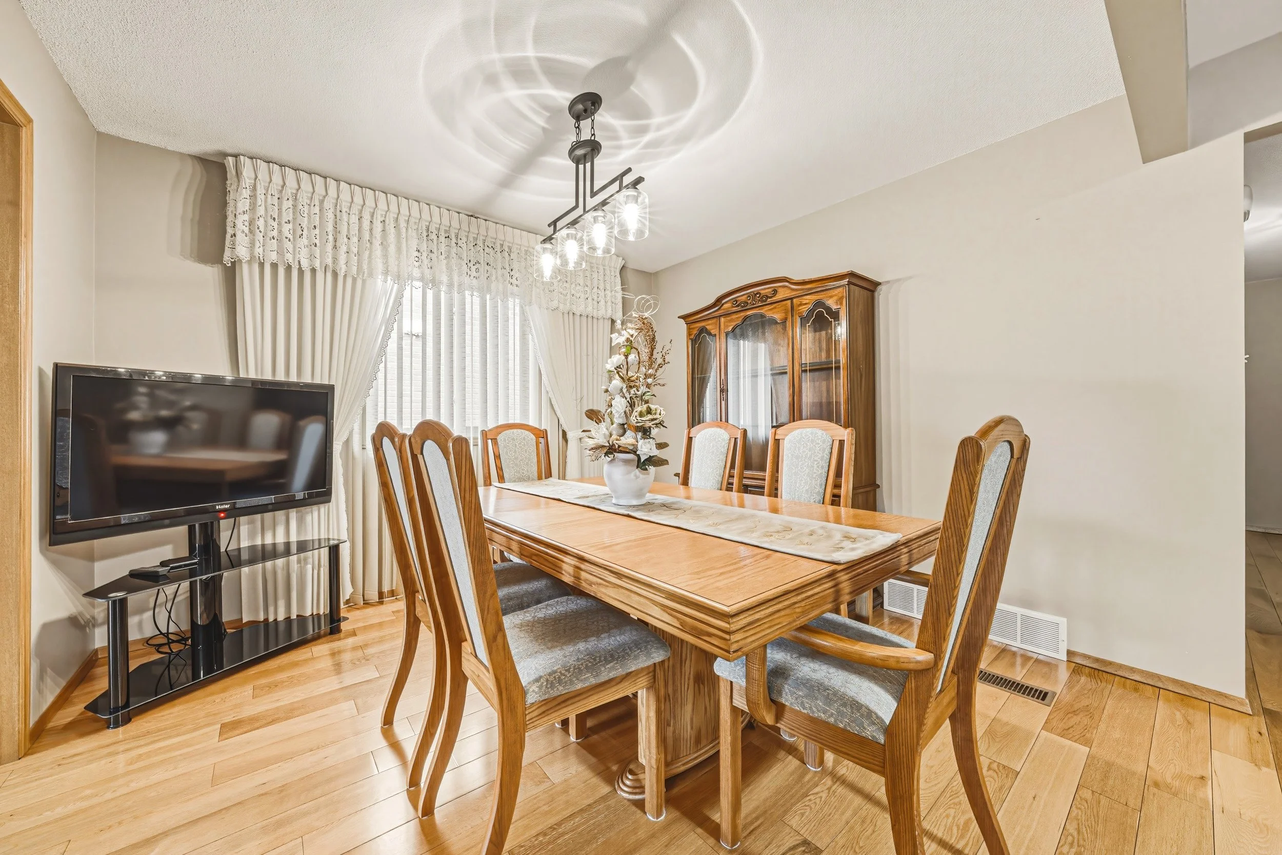 15 - 117 Stonyburn Cres, Cambridge.jpg