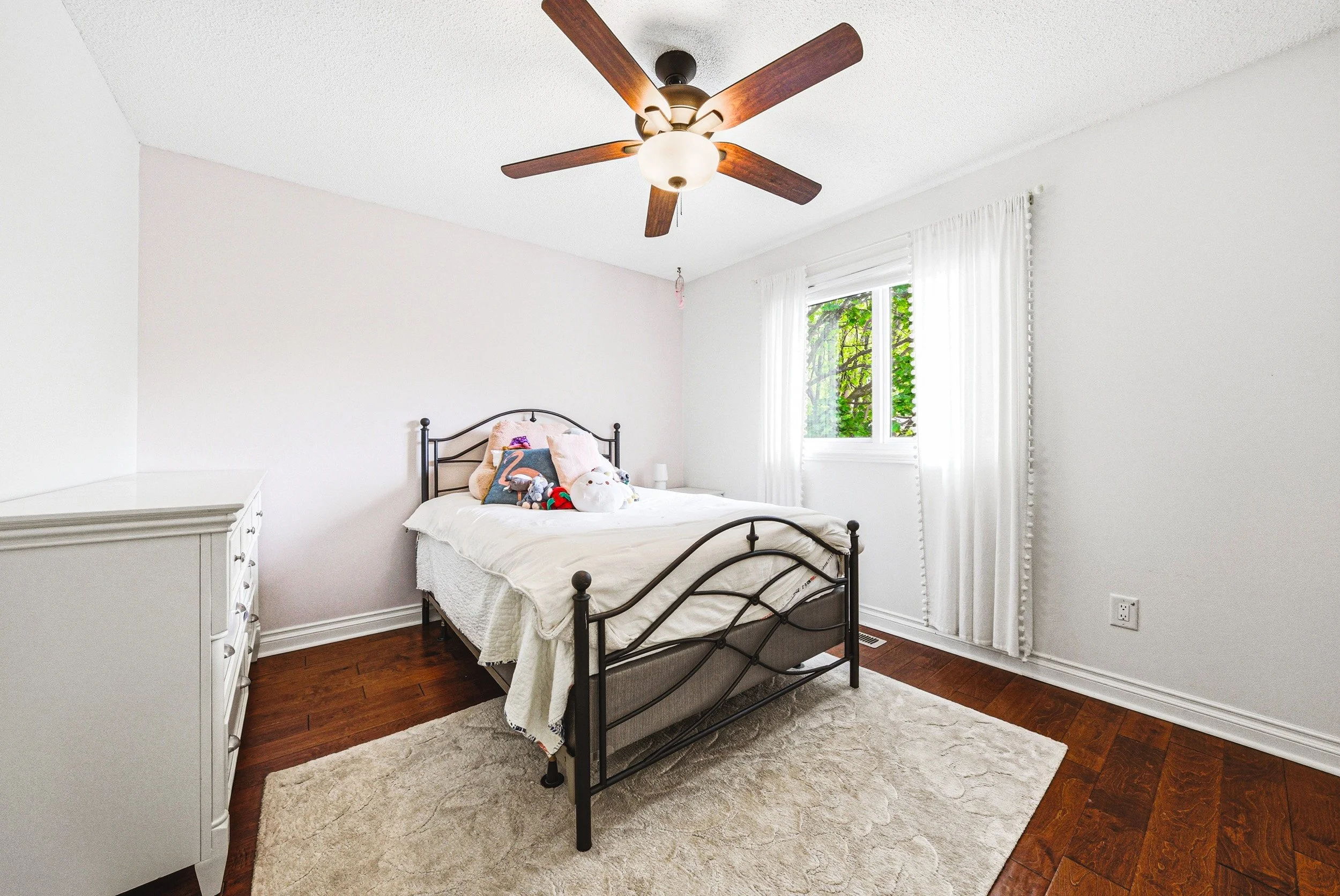 25 - 5 Valleygreen Cr, Caledon E.jpg