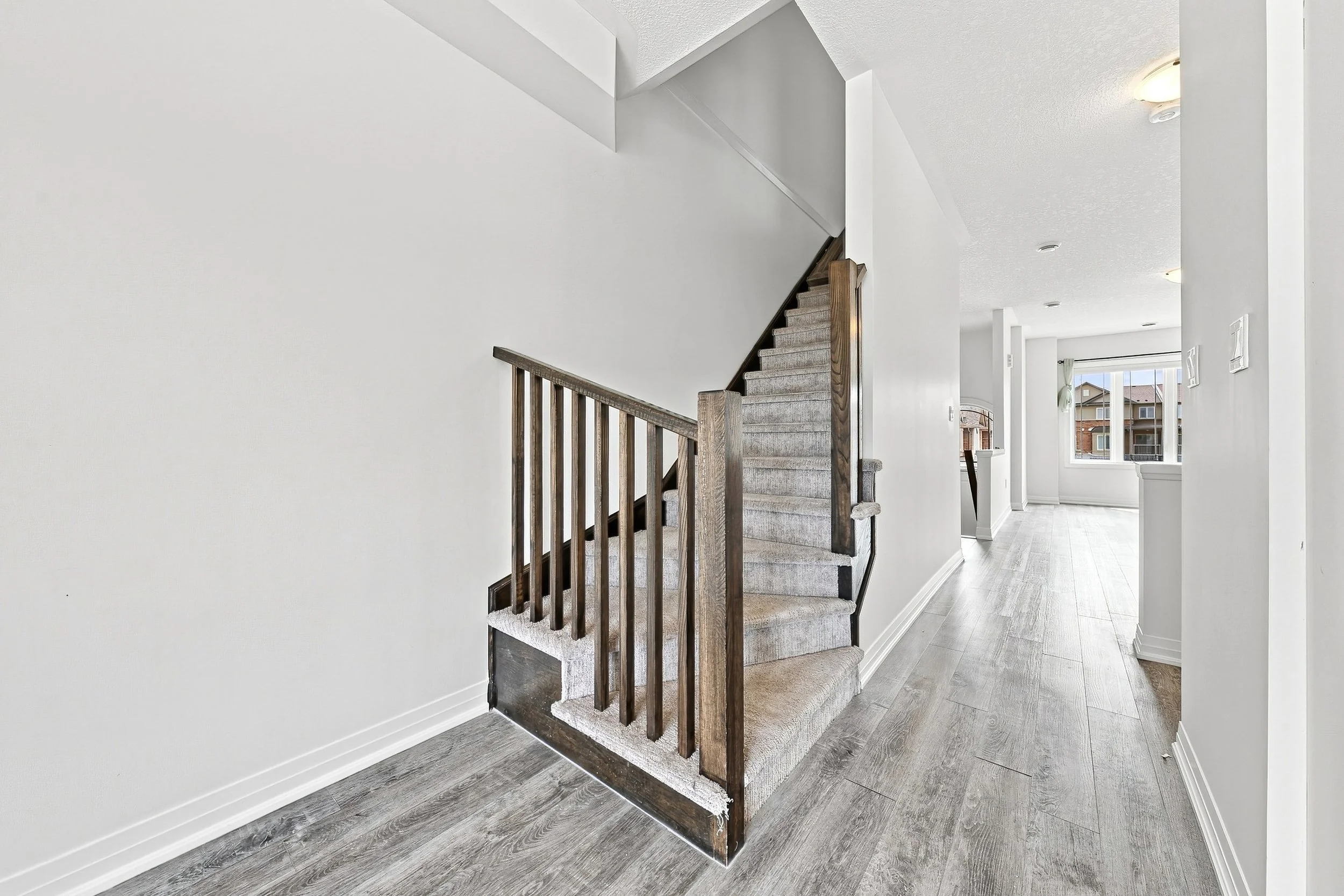 14 - 94 Laguna Village Cres, Hamilton.jpg
