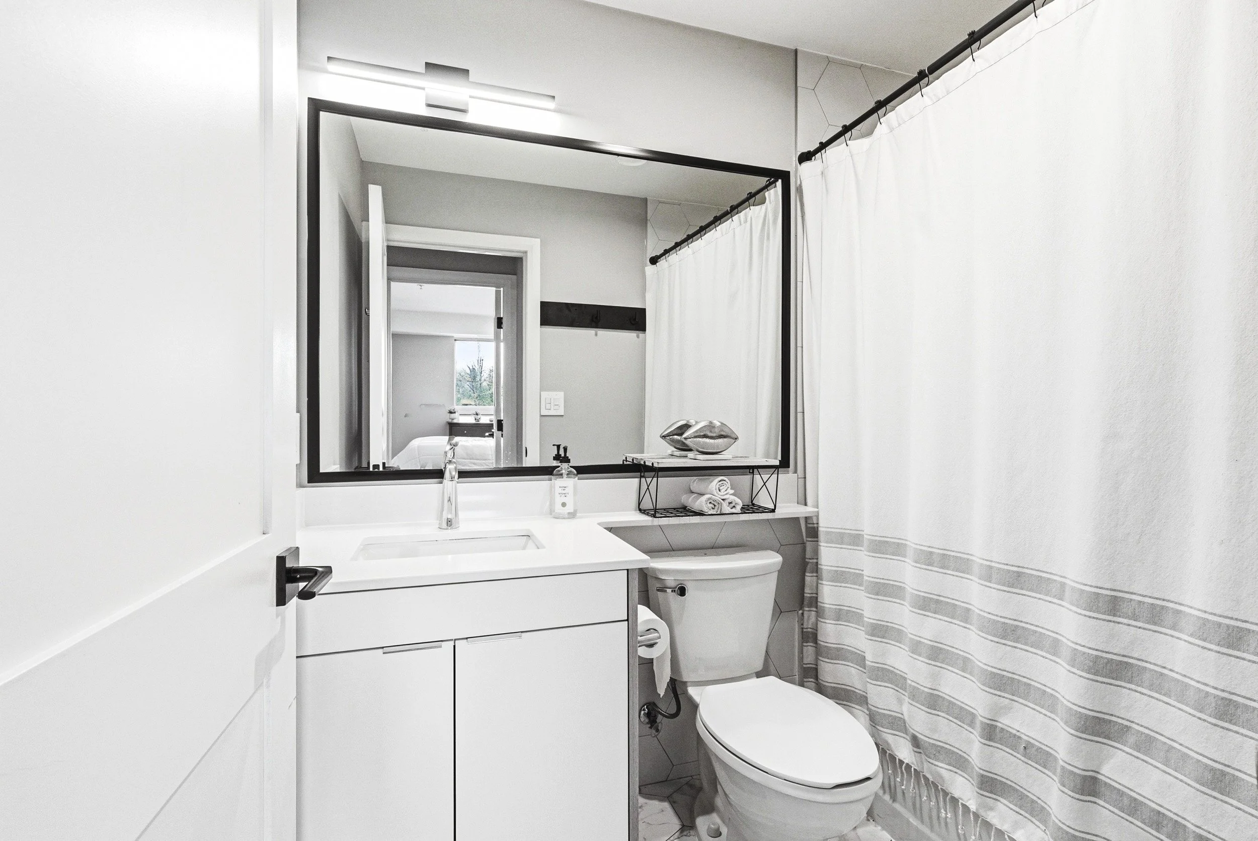 11 - 34 Norman St #111, Brantford.jpg
