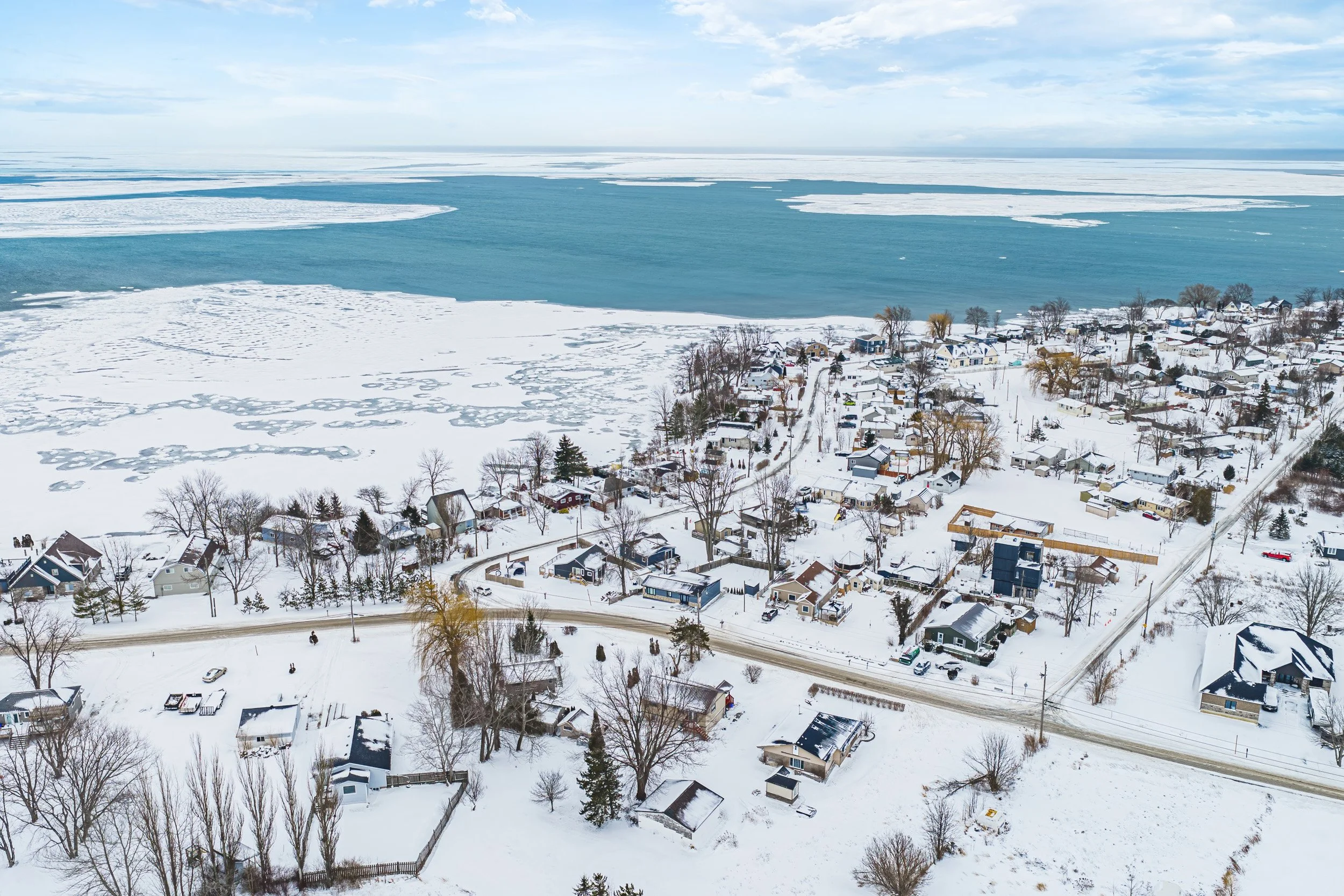 38 - 816 S Coast Dr, Selkirk.jpg