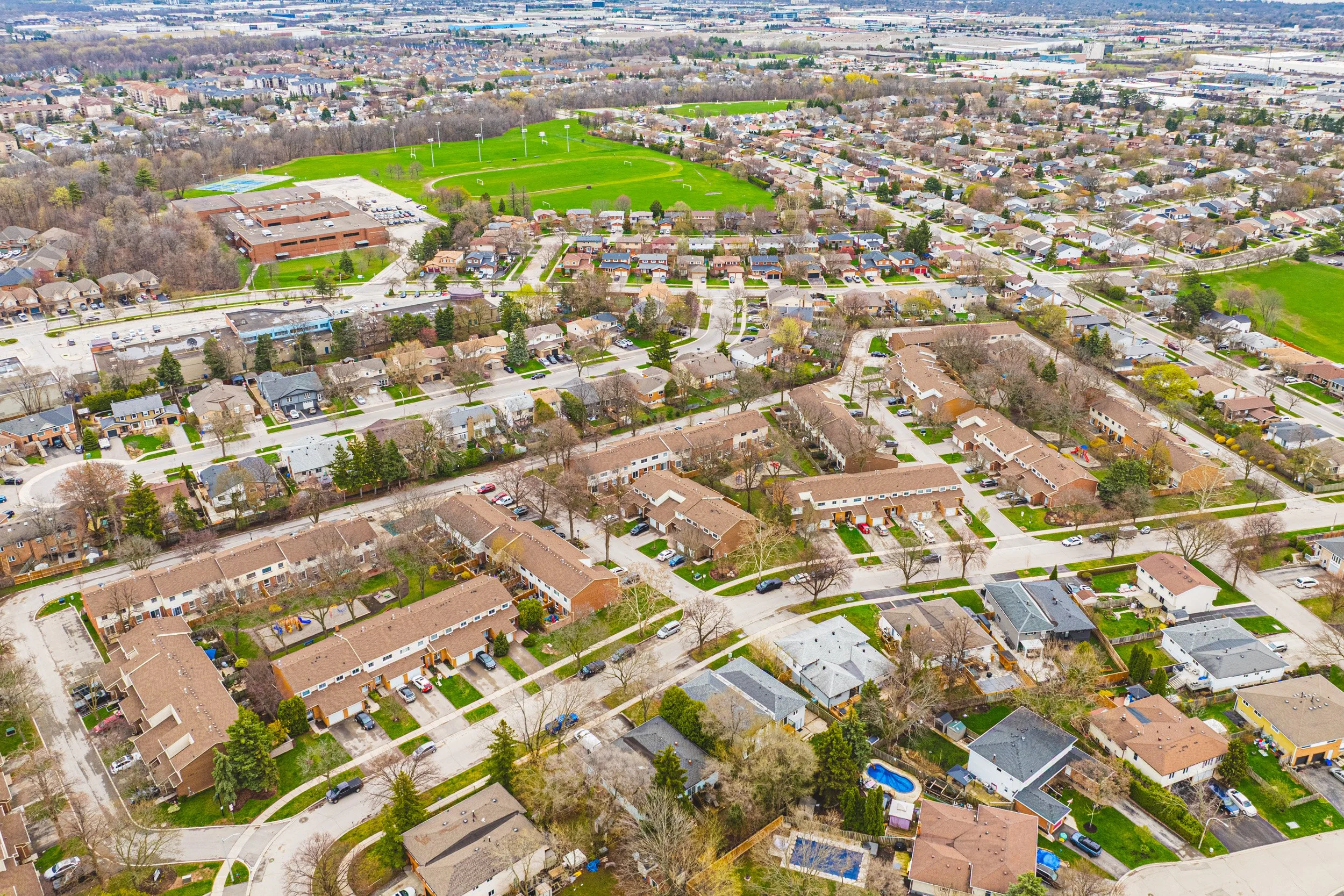 38 - 1576 Newlands Cres #60, Burlington.jpg